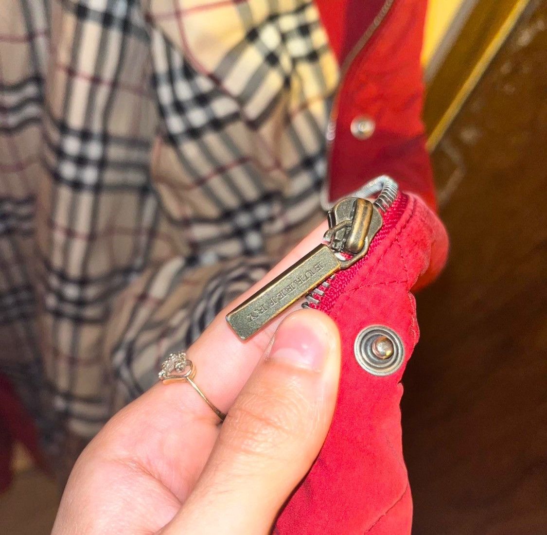 Burberry × Designer Burberry Red Down coat/Jacket with monogram insulated. Size L / US 10 / IT 46 - 4 Thumbnail
