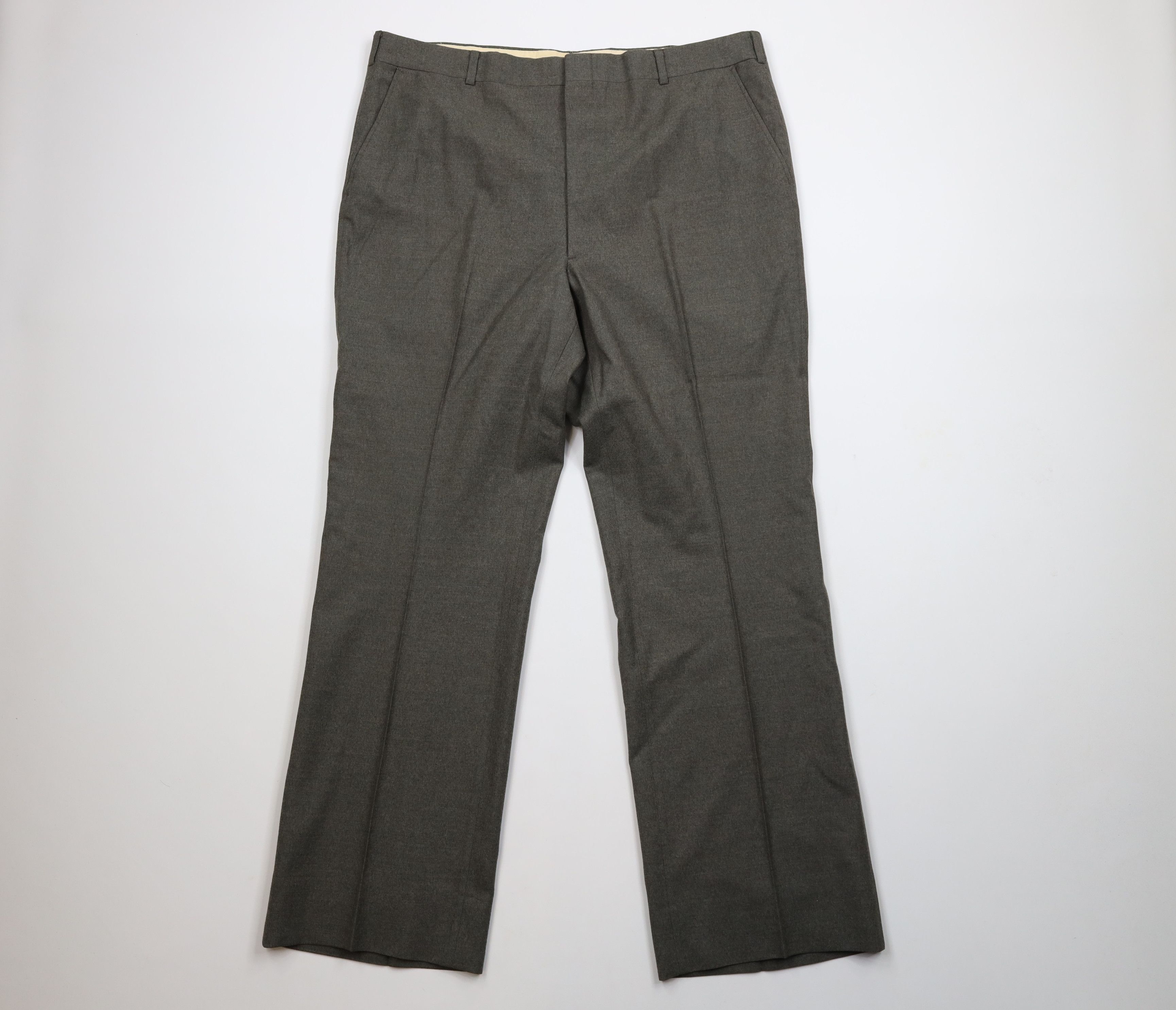 Vintage Vintage 60s Streetwear Wide Leg Bell Bottoms Chino Pants USA Size US 38 / EU 54 - 1 Thumbnail