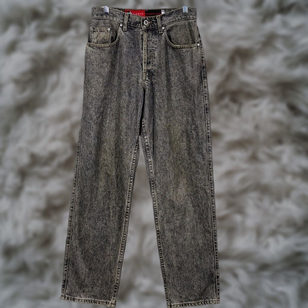 Levi's VINTAGE Levi's Silvertab Jeans 29x30 Black Button Fly Loose Straight Mens 1993 Vintage Size US 30 / EU 46 - 1 Thumbnail