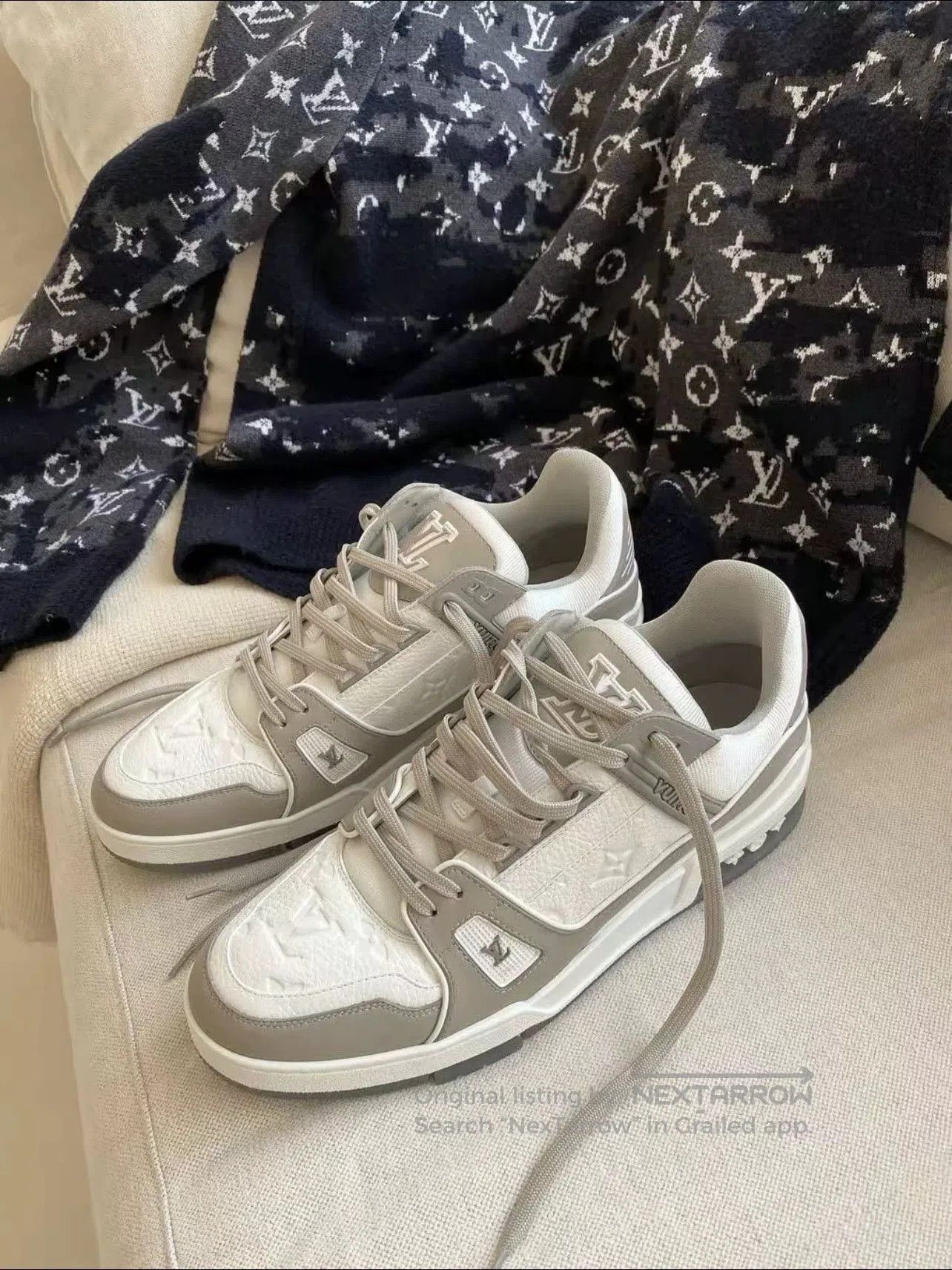 Louis Vuitton Louis Vuitton Blue Trainer Sneakers. Size US 9.5 / EU 42-43 - 4 Thumbnail