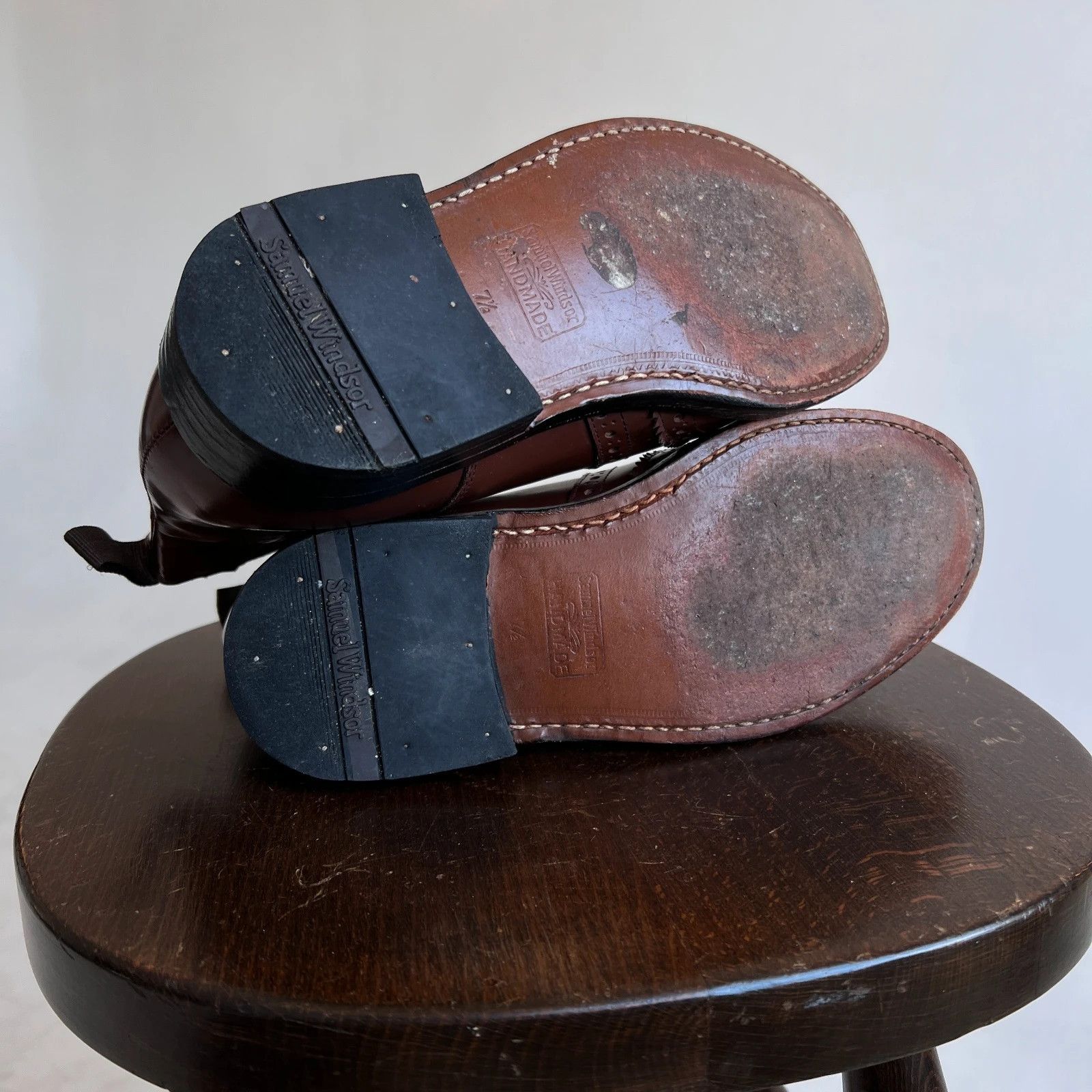 Vintage Samuel Windsor Real Leather Chelsea Brogue Boots Size US 7.5 / EU 40-41 - 7 Thumbnail