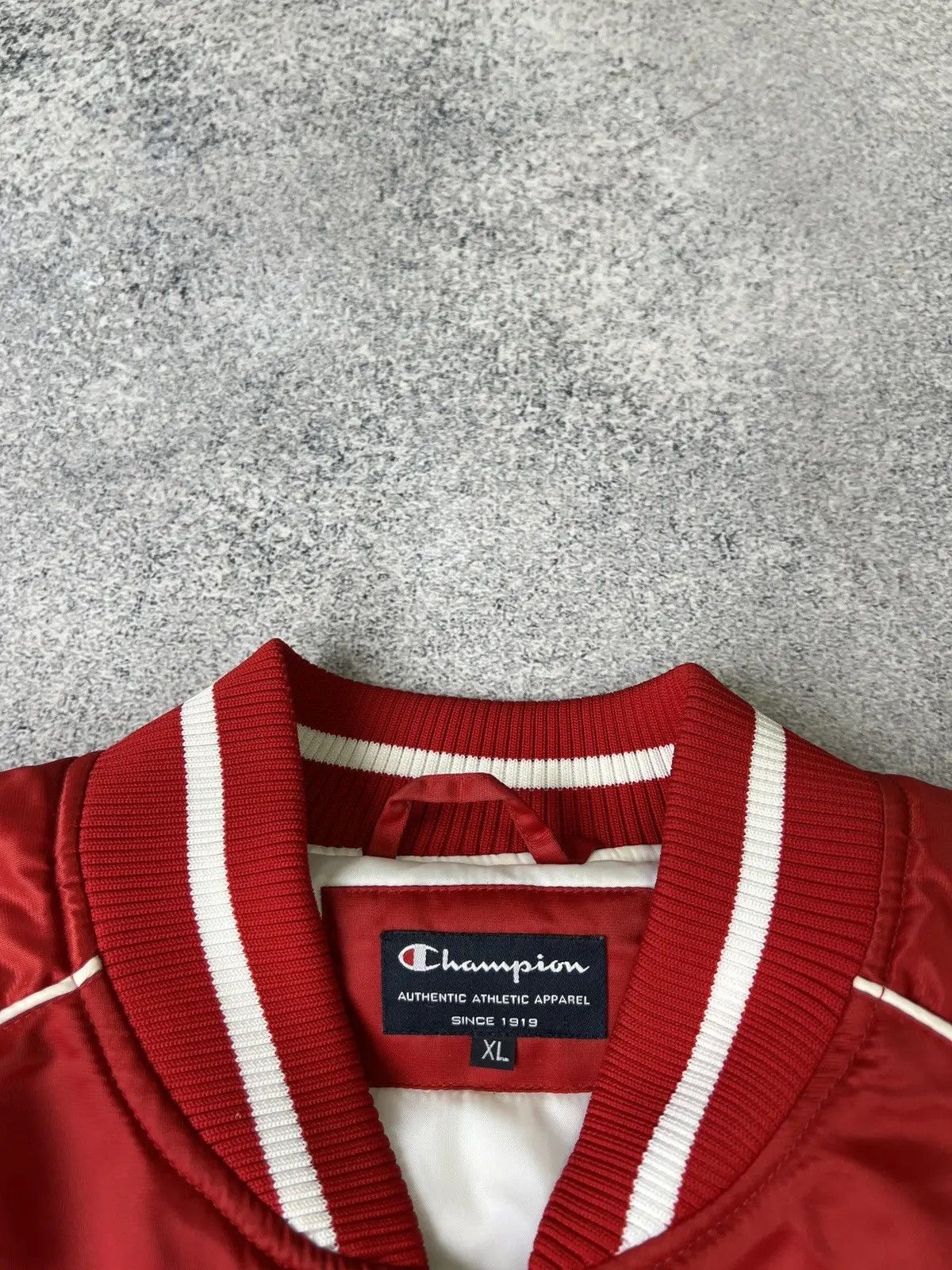 Champion × NBA × Vintage Vintage NBA Champion Cleveland Cavaliers Bomber Jacket Size US XL / EU 56 / 4 - 13 Thumbnail