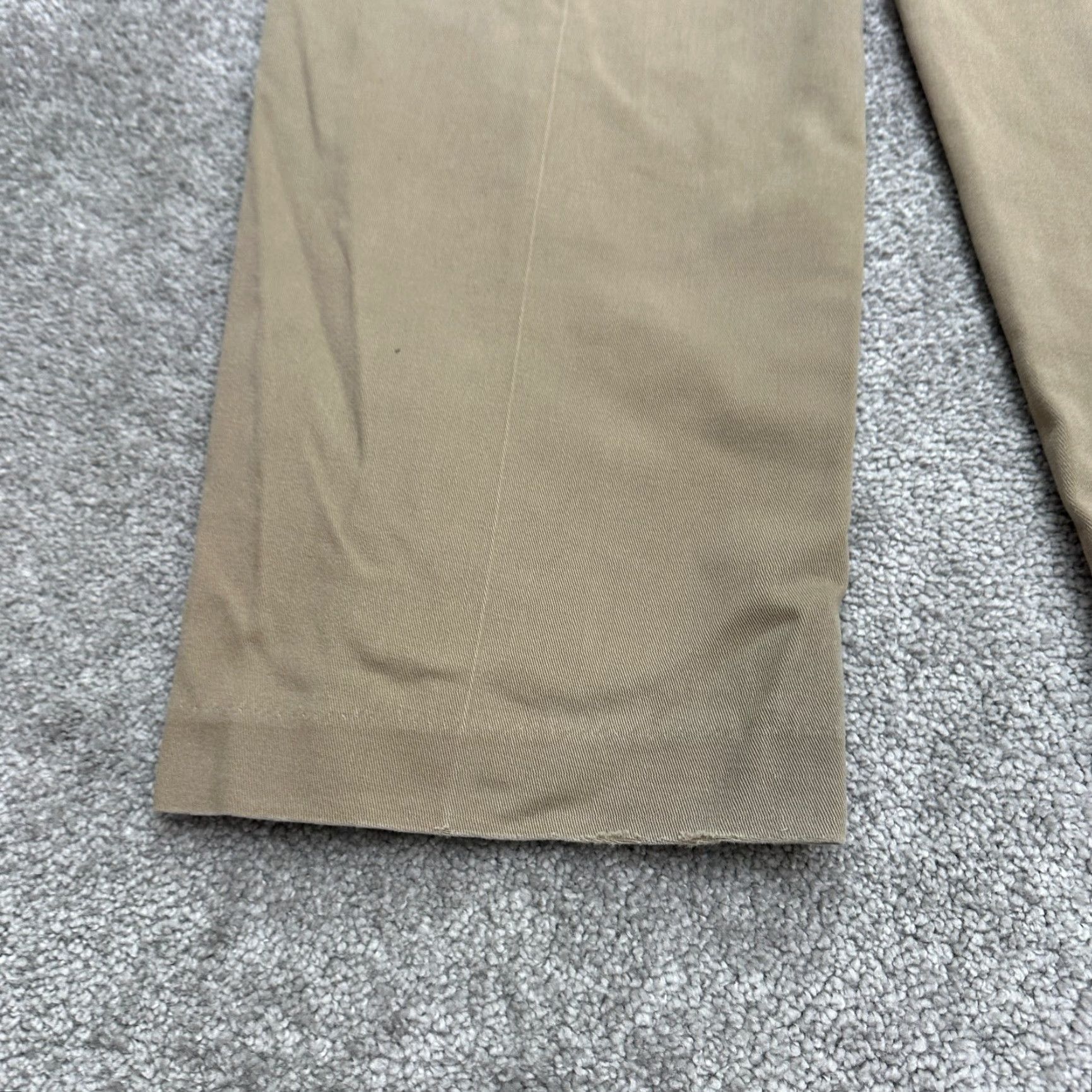 Eddie Bauer Eddie Bauer Pants Mens 36x32 Brown Khakis Wrinkle Resistant Flat Front Straight Leg Breathable Pockets Machine Washable Size US 36 / EU 52 - 4 Thumbnail