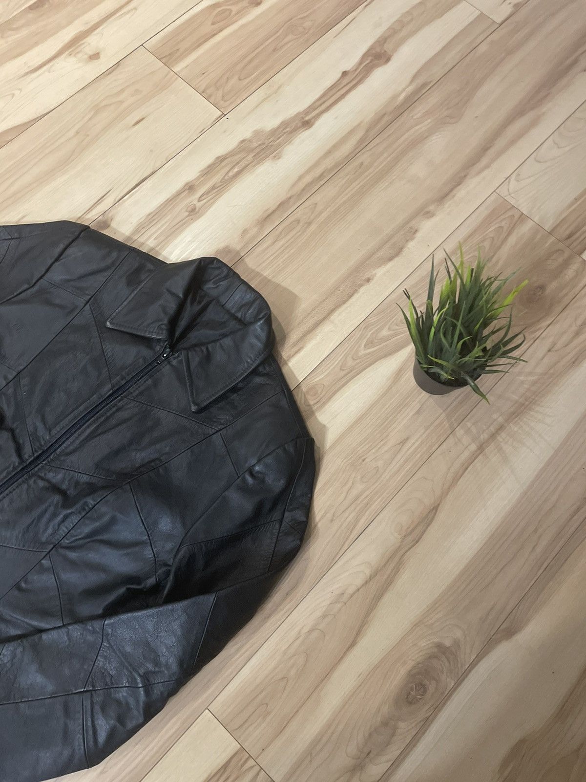 Vintage Leather Jacket Vintage M Size Avant Garde Opium Y2K Size M / US 6-8 / IT 42-44 - 2 Thumbnail