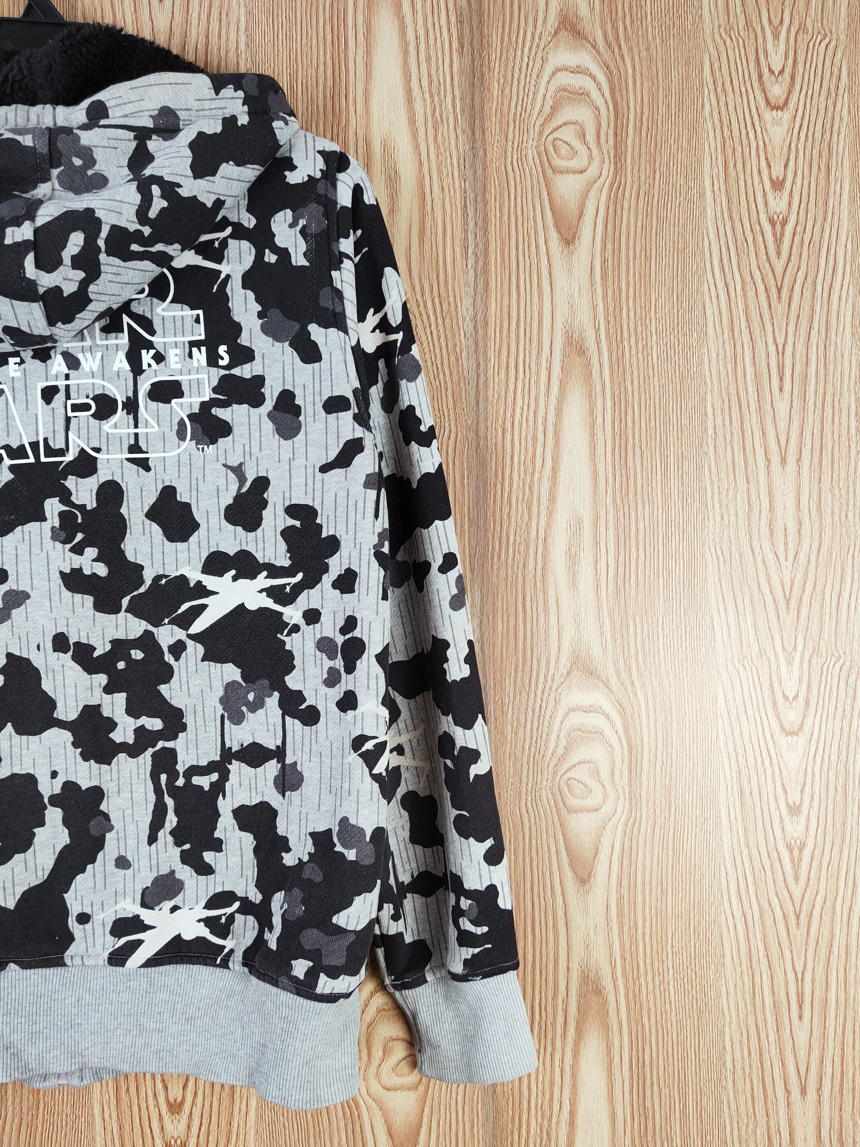 Star Wars Uniqlo-Star Wars fleece camo Hoodie Sweaters #W574 Size US M / EU 48-50 / 2 - 12 Thumbnail