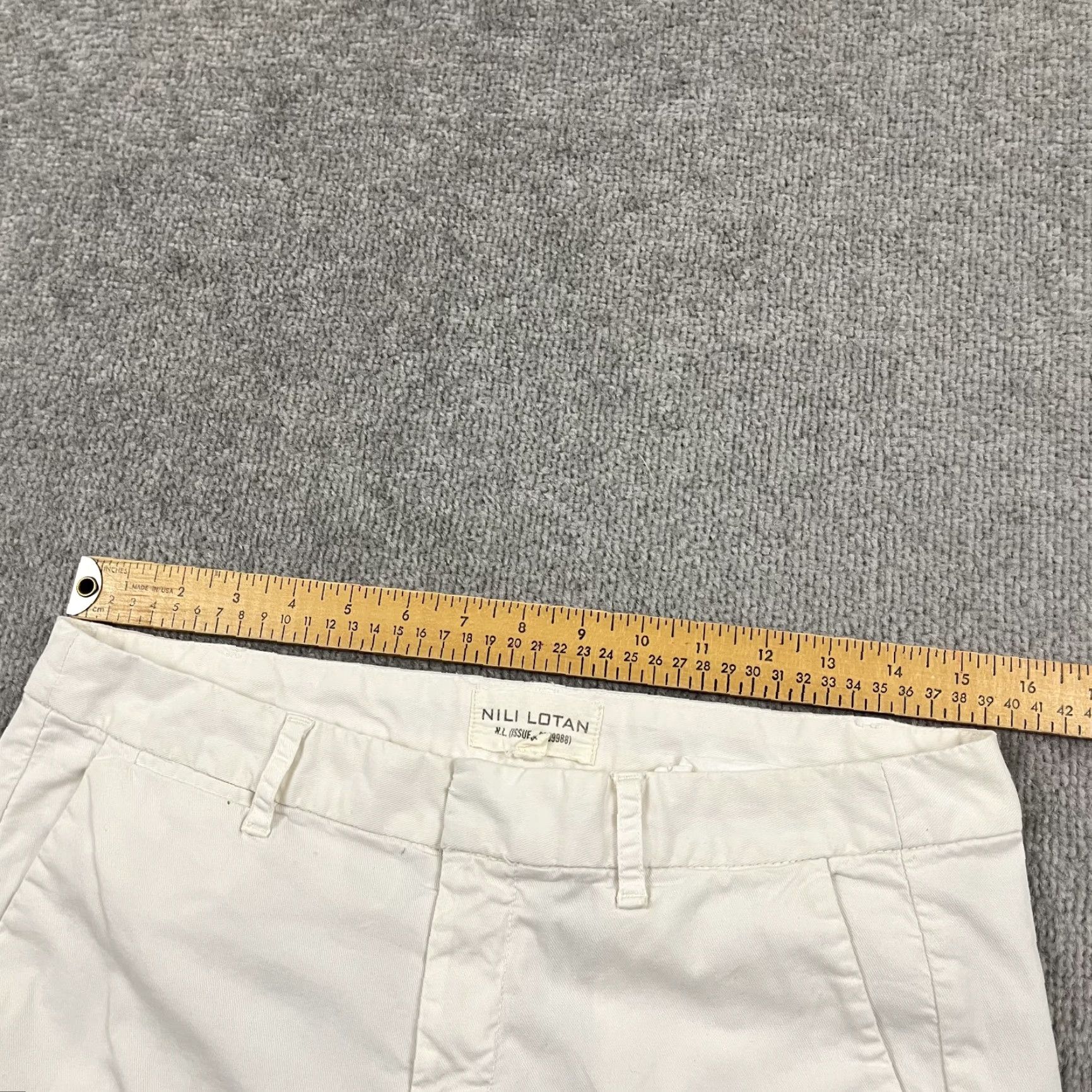 Nili Lotan Nili Lotan Pants Womens Sz 4 30 x 26 White Tapered Raw Hem Mid Rise Minimalist Size 27" / US 4 / IT 40 - 4 Thumbnail