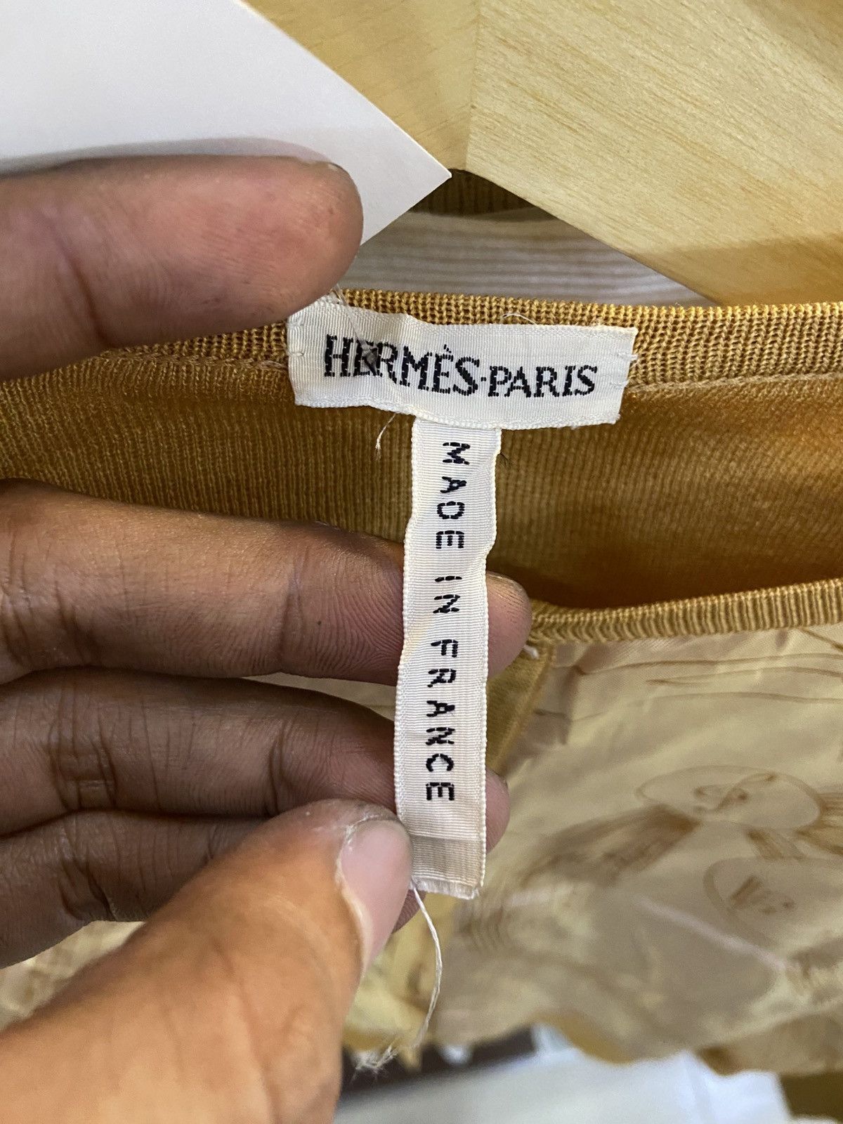 Hermes Vintage Hermes Paris Cardigan Tops Silk Pattern Size M / US 6-8 / IT 42-44 - 2 Thumbnail