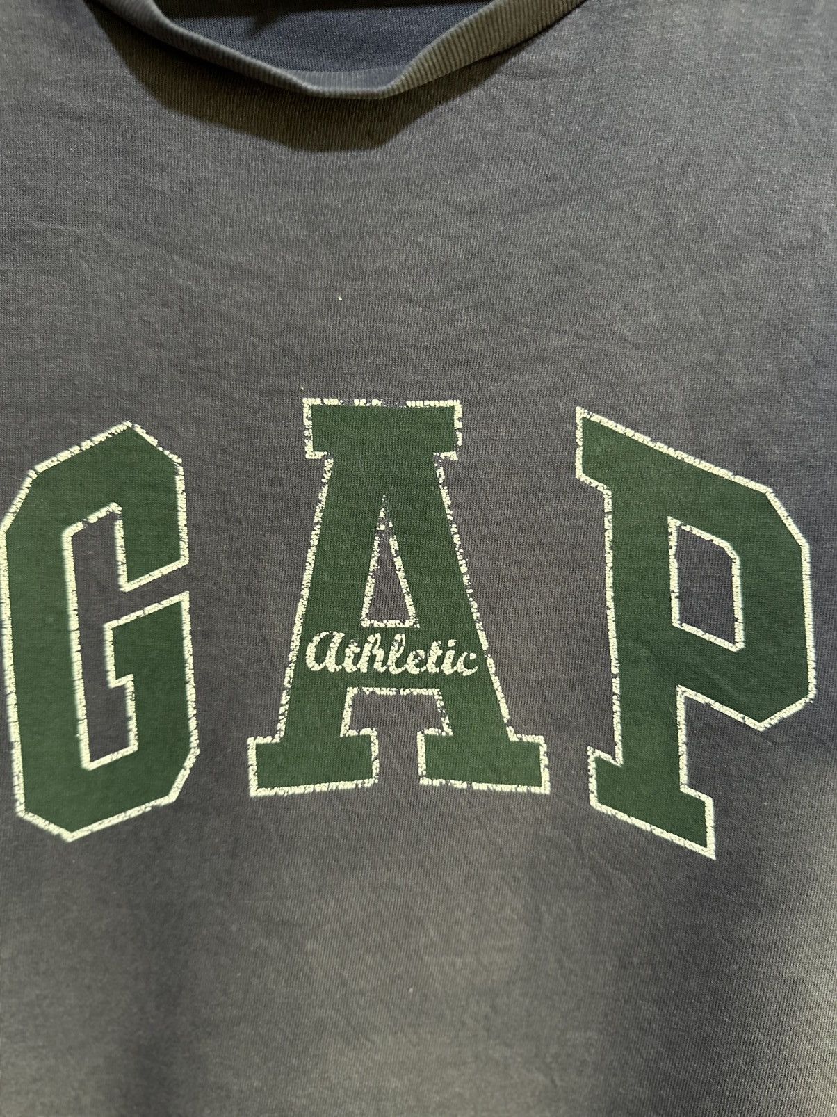 Gap Thrashed Vintage Gap Sun Faded Grunge Tee Size US L / EU 52-54 / 3 - 2 Thumbnail