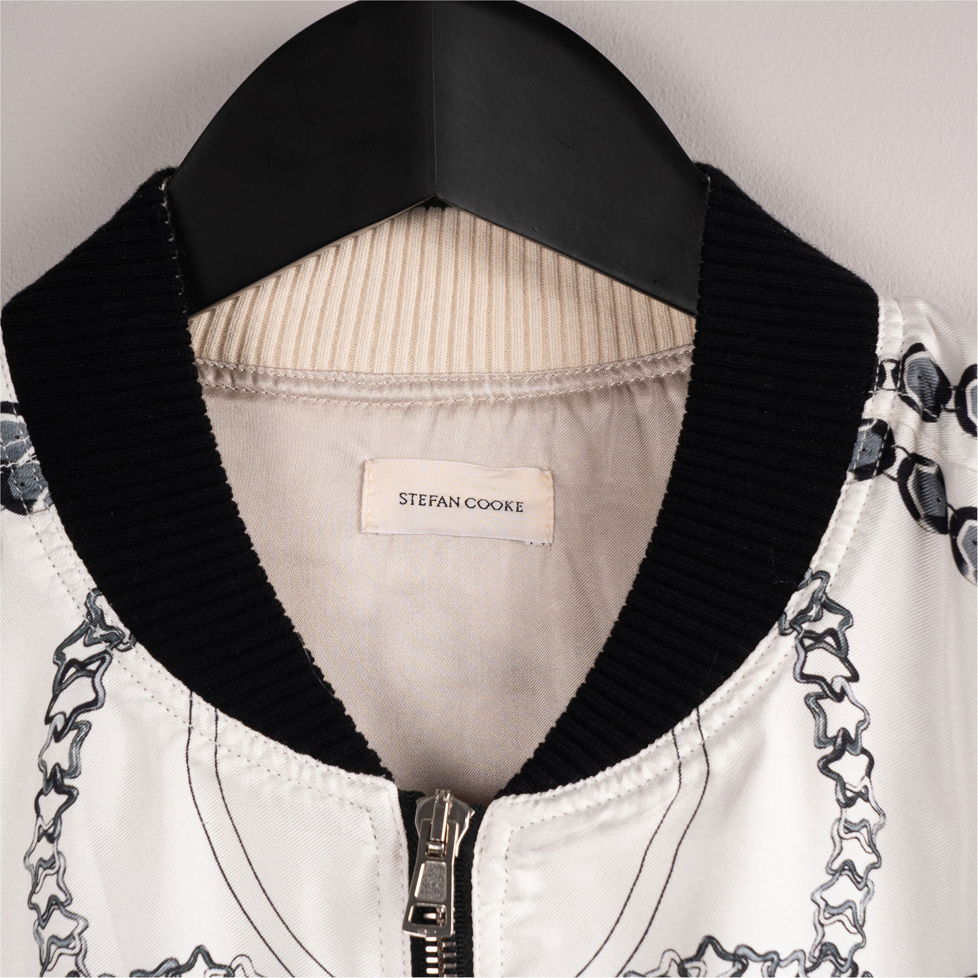 Stefan Cooke Stefan Cooke SS23 Printed Silk Bomber Jacket White Size US L / EU 52-54 / 3 - 14 Thumbnail