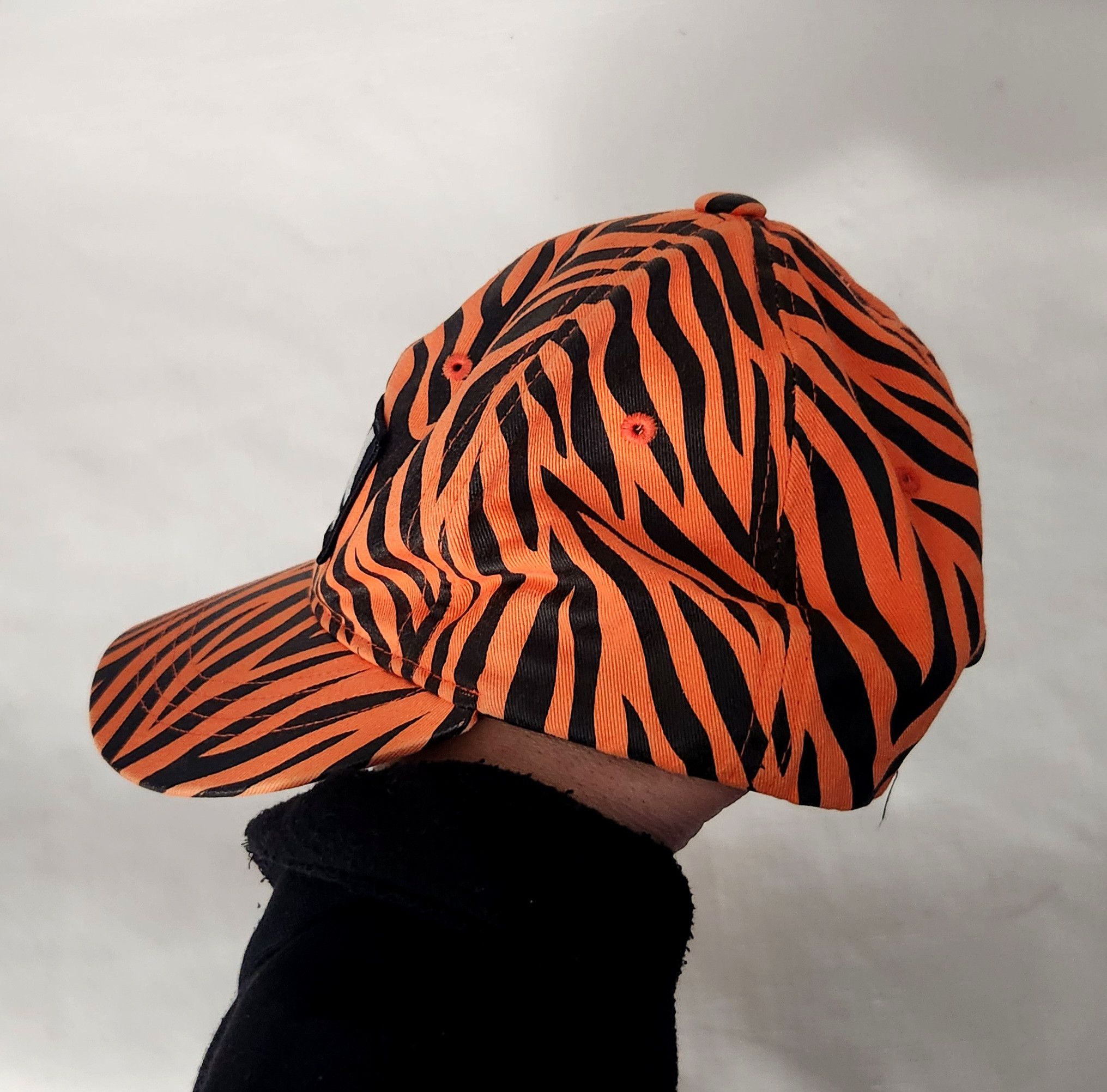Japanese Brand Vintage X-Girl Skateboard Rare Tiger Leopard SnapBack OS Size ONE SIZE - 2 Thumbnail