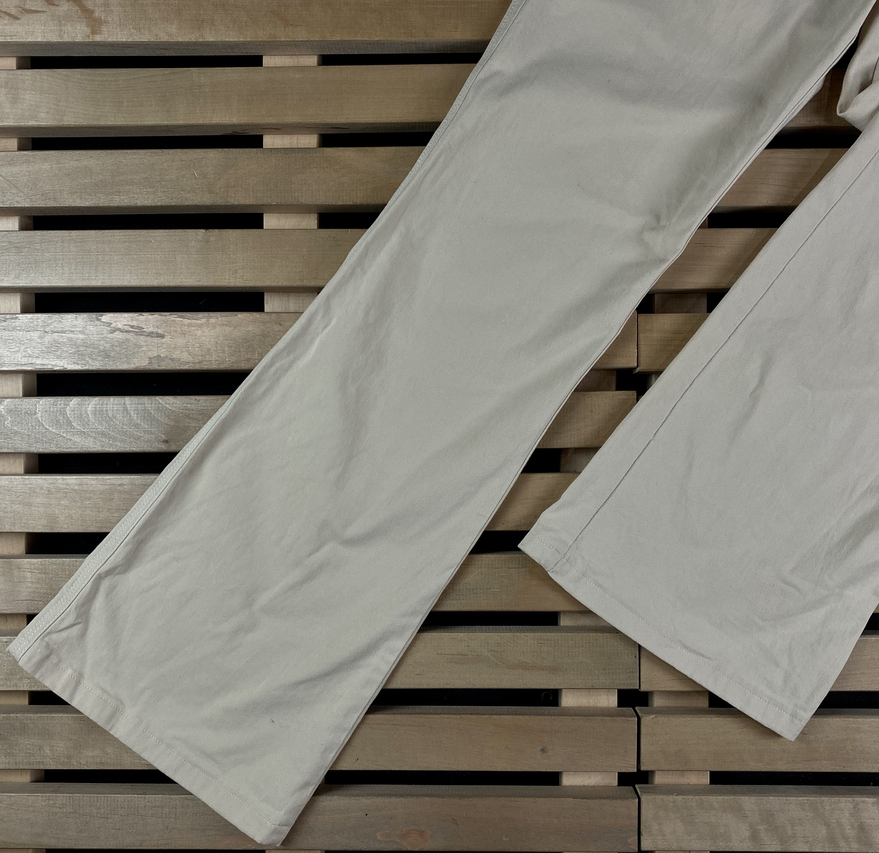 Moschino Women’s Classic Pants Moschino Size 28 Beige Size 28" / US 6 / IT 42 - 3 Thumbnail