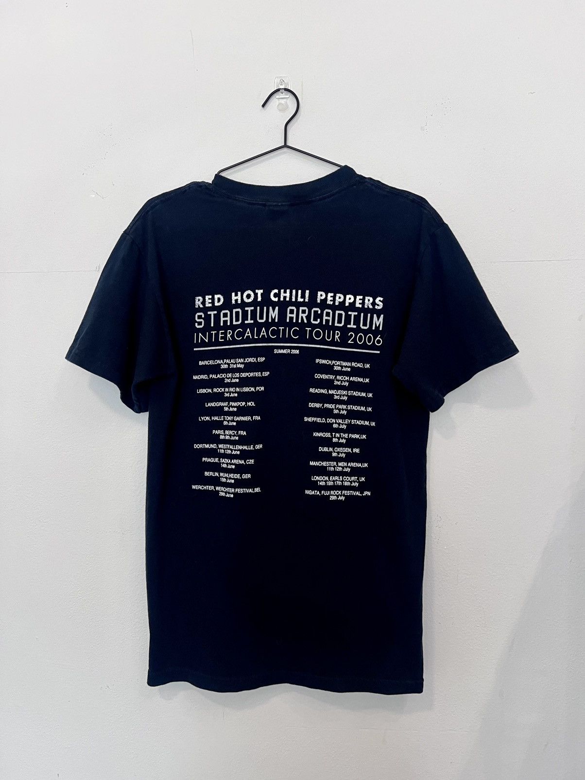 Gildan 2006 Red Hot Chili Peppers “Stadium Arcadium” Planet Tee S Size US S / EU 44-46 / 1 - 5 Thumbnail