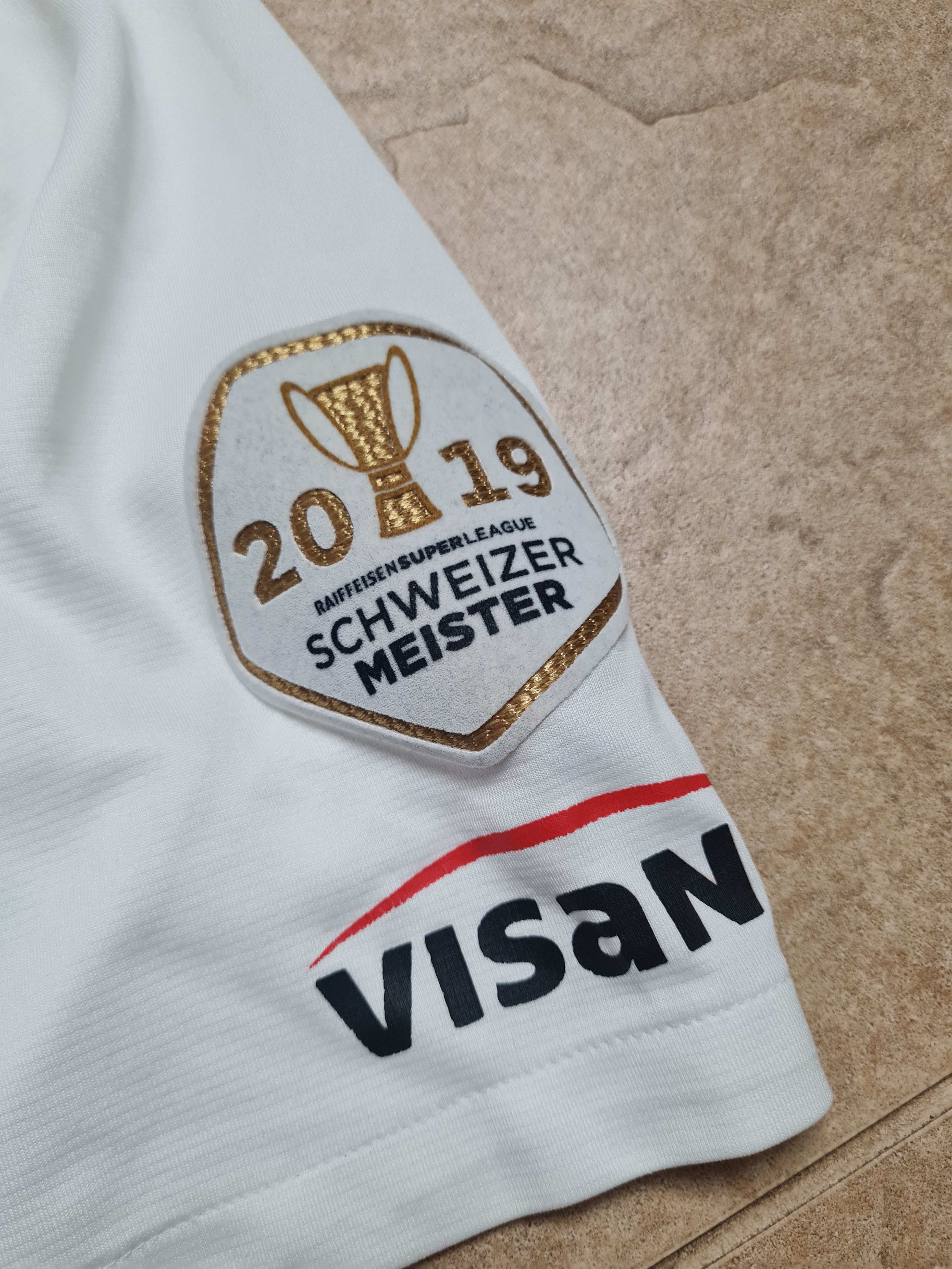 Nike BSC YOUNG BOYS 2019/2020 AWAY SHIRT SOCCER NIKE # 18 NSAME Size US XS / EU 42 / 0 - 13 Thumbnail