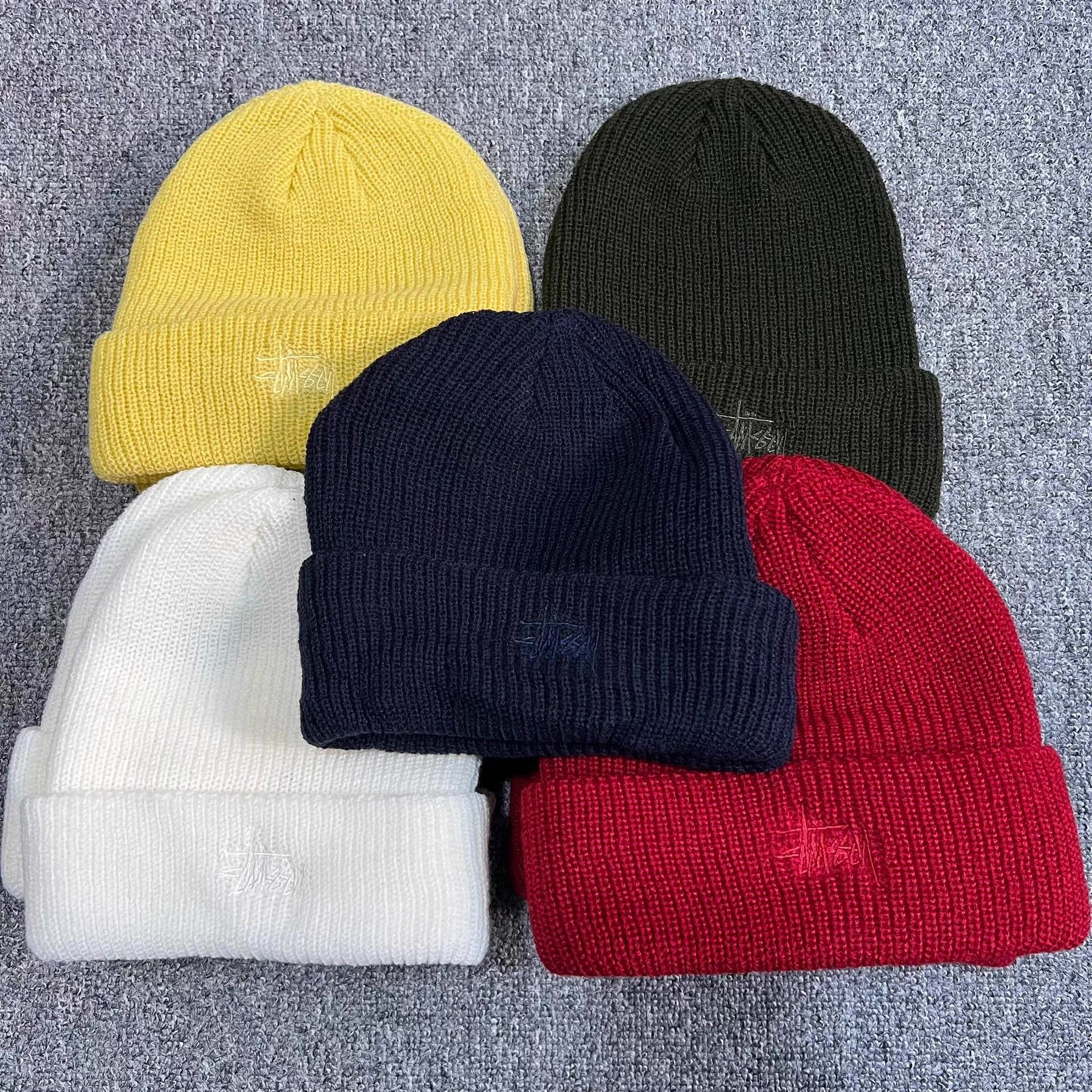 Stussy Stussy Classic Solid Color Logo Embroidered Knit Beanie Q7 Size ONE SIZE - 2 Thumbnail