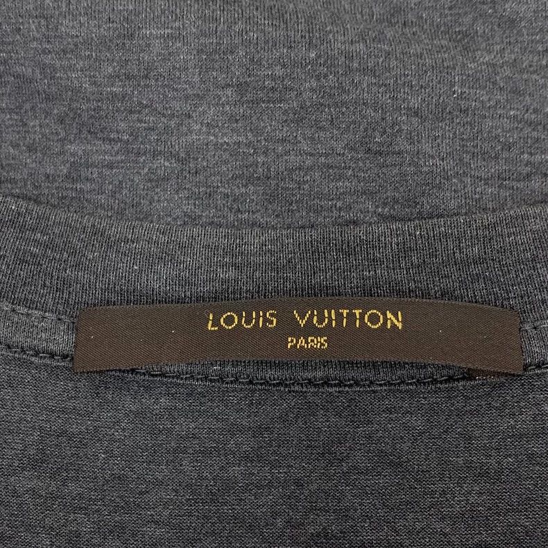 Louis Vuitton Louis Vuitton Short sleeves with black logo, cotton crewne Size US S / EU 44-46 / 1 - 5 Thumbnail