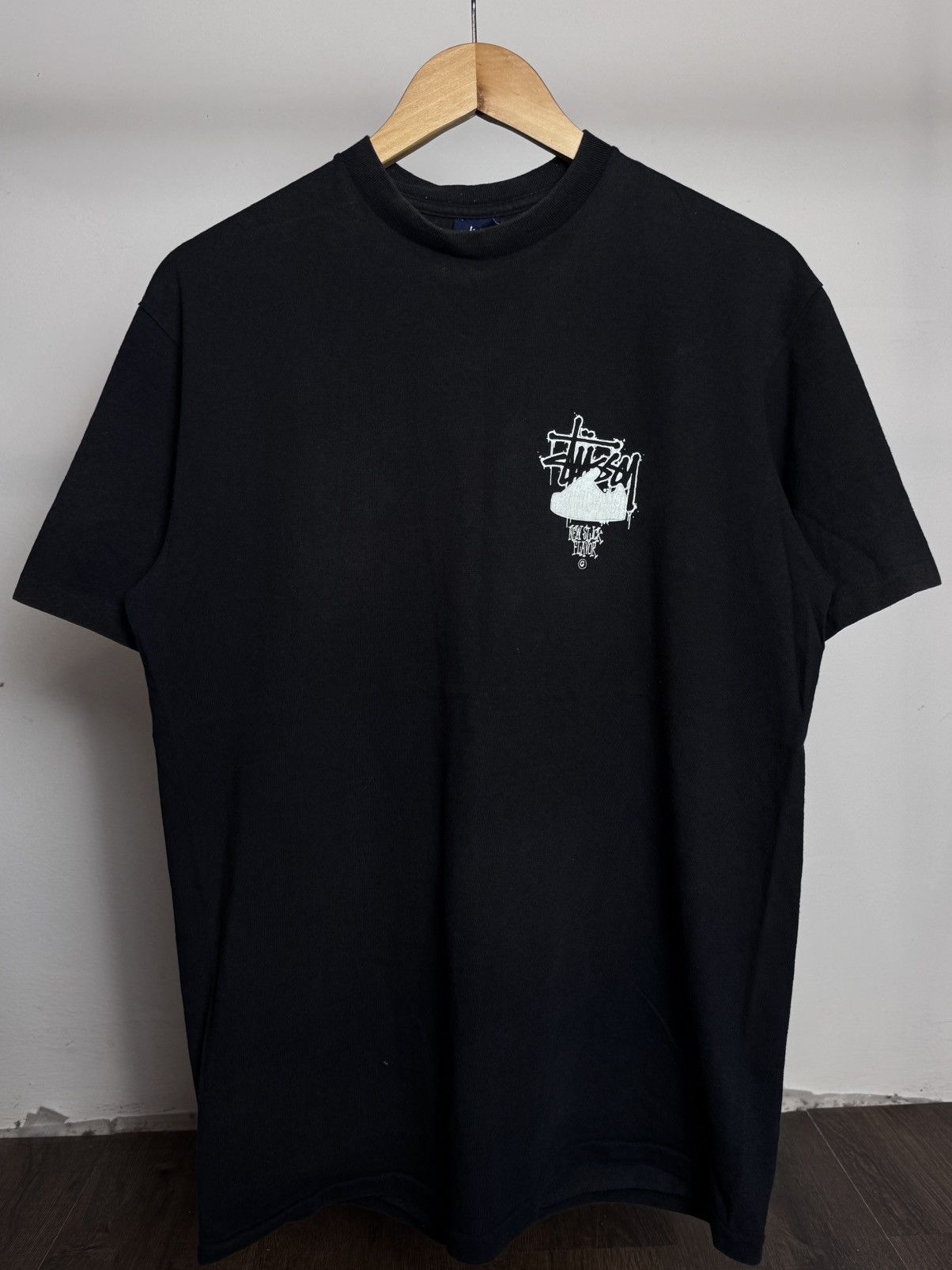 Stussy Vintage Stüssy Shuffle Tee in black. Size US L / EU 52-54 / 3 - 3 Thumbnail