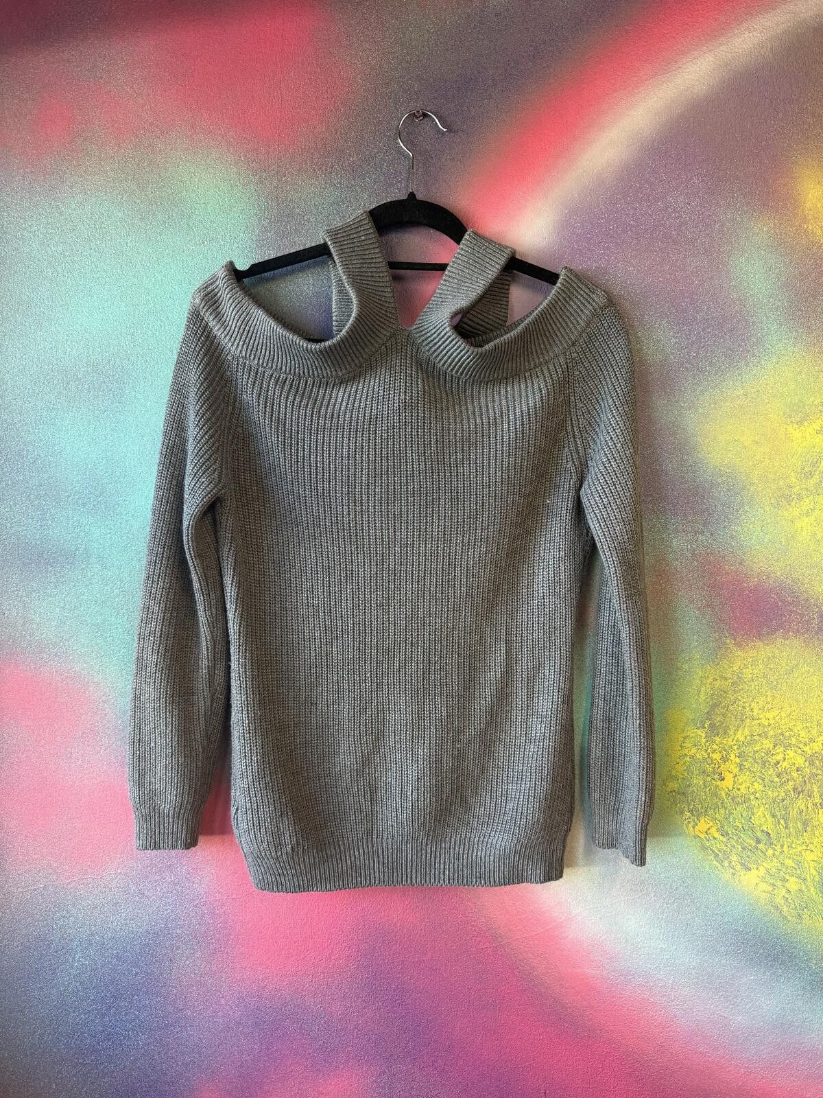 Guess Guess grey cold shoulder ribbed knit jumper size small Size S / US 4 / IT 40 - 4 Thumbnail