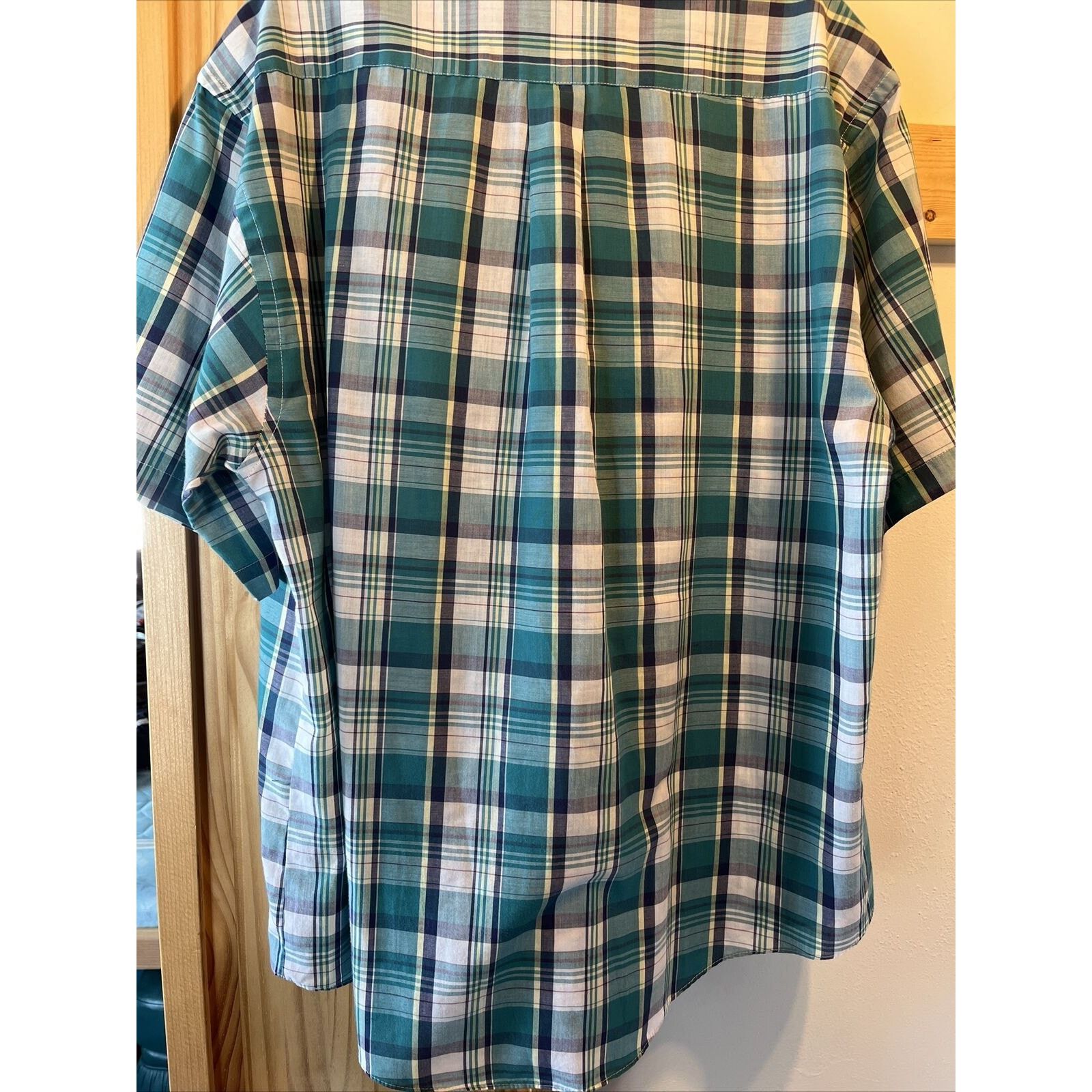 Other Windridge mens L Green plaid SS Button polyester blend shirt Size US L / EU 52-54 / 3 - 13 Thumbnail