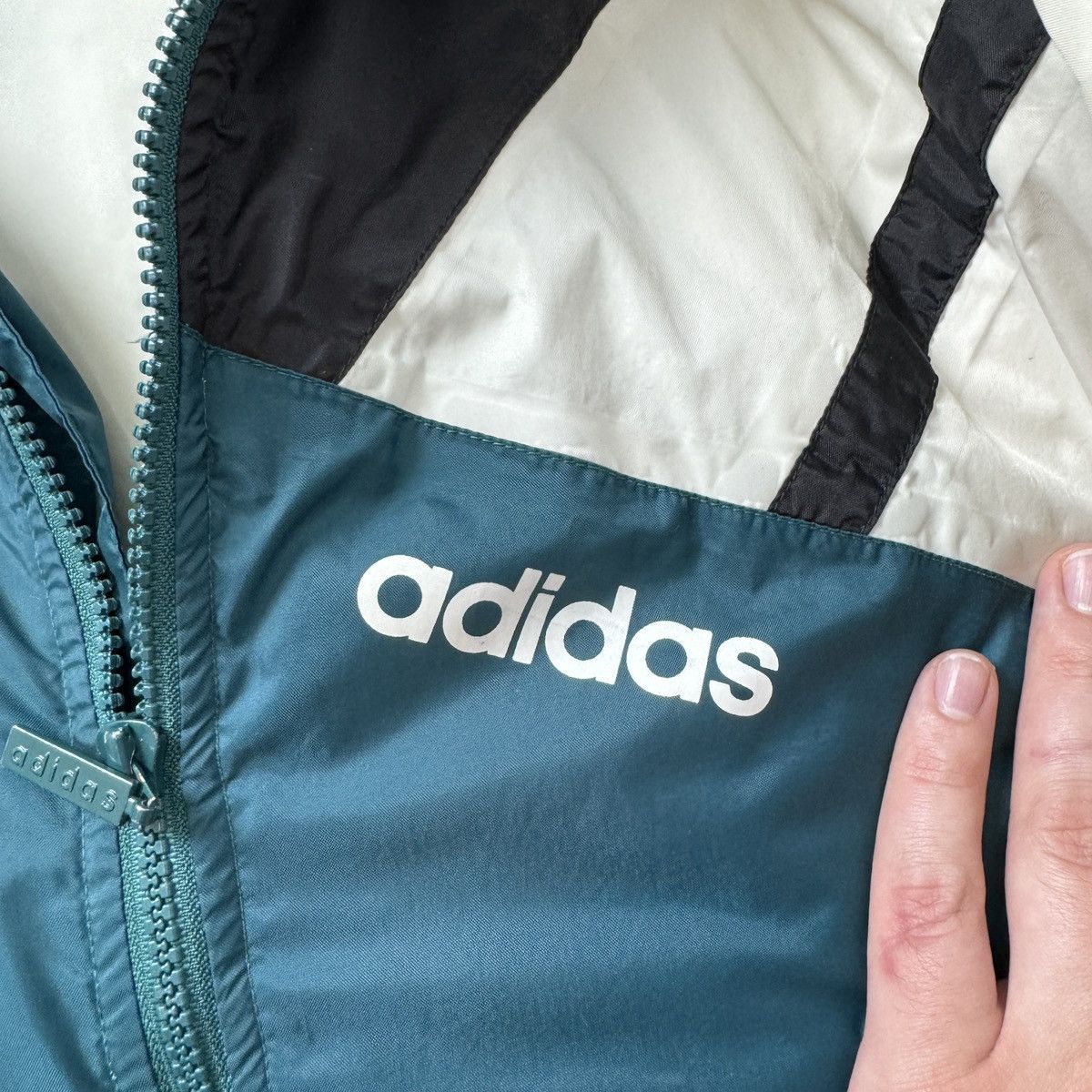 Adidas Adidas vintage 90s rare green puffer jacket Size US L / EU 52-54 / 3 - 12 Thumbnail