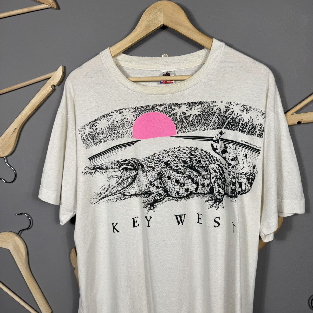 Vintage Vintage 1989 Key West Crocodile T-shirt Size US XL / EU 56 / 4 - 2 Thumbnail