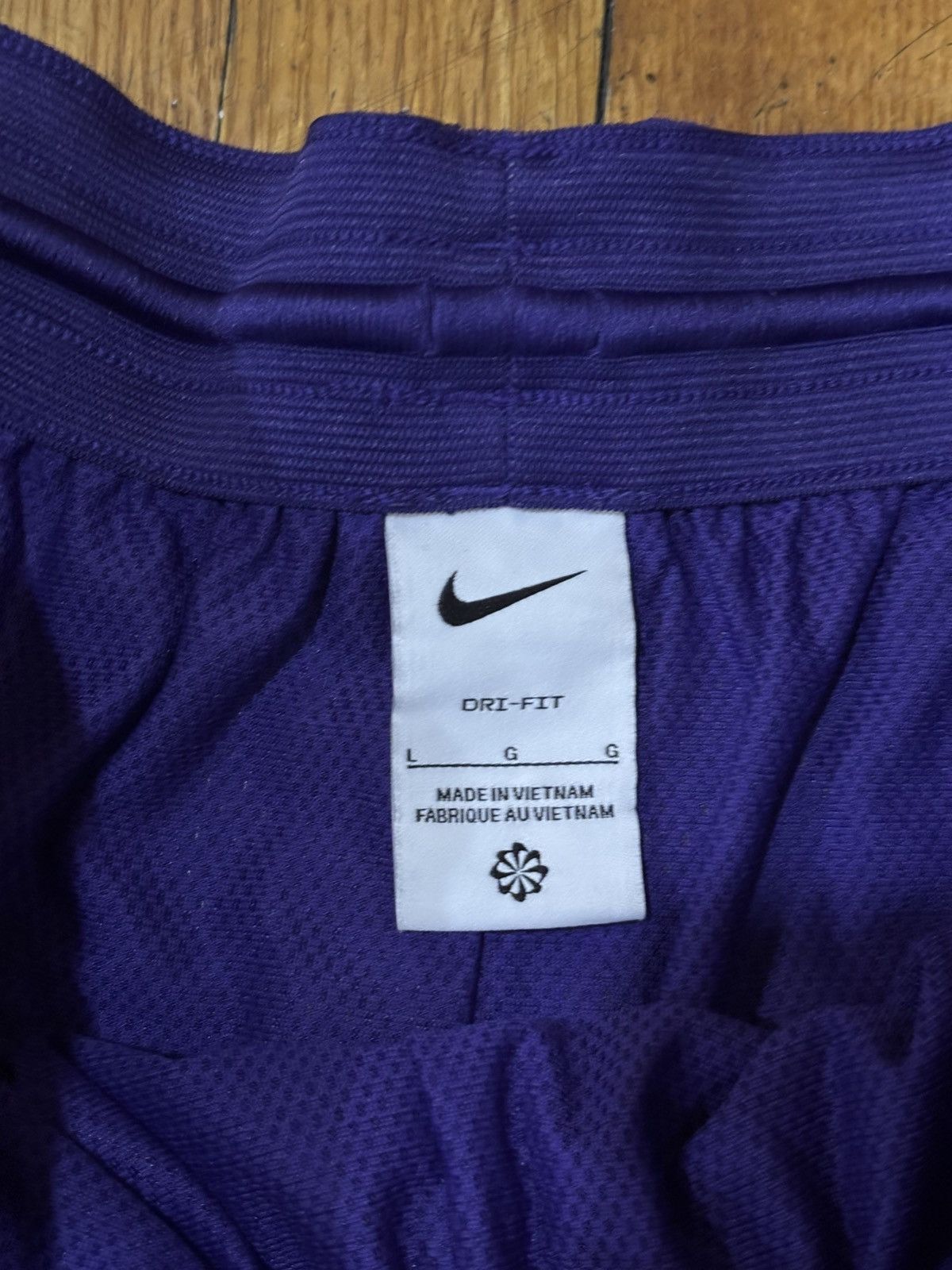 Nike × Vintage Nike Dri-Fit Purple shorts size Large Size US 35 - 3 Thumbnail