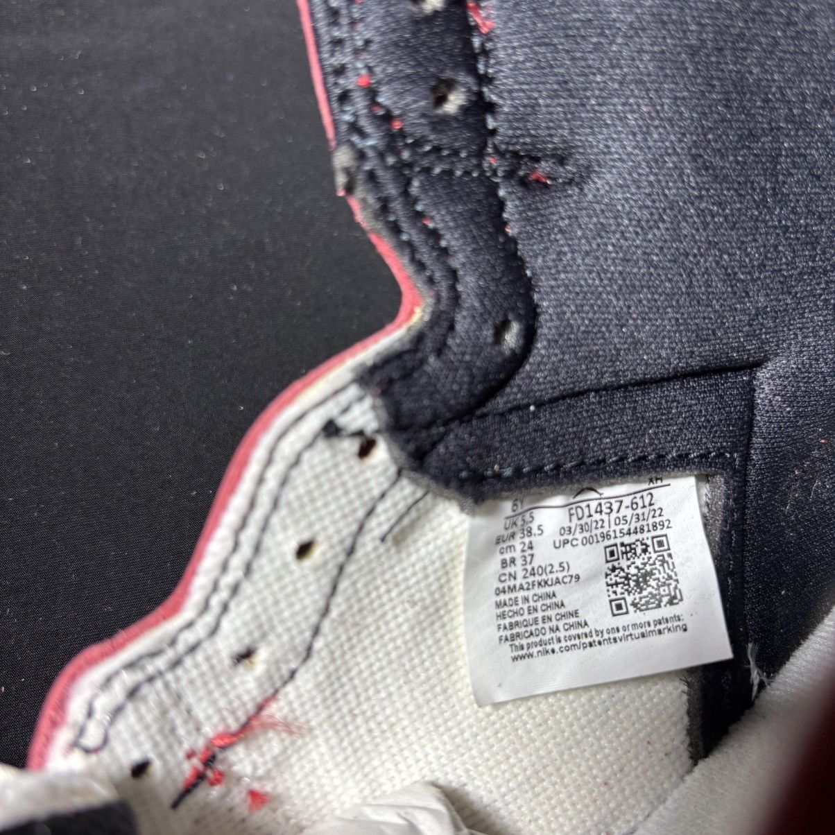 Jordan Brand JORDAN 1 RETRO HIGH LOST AND FOUND SIZE 6Y Size US 6 / EU 39 - 6 Thumbnail