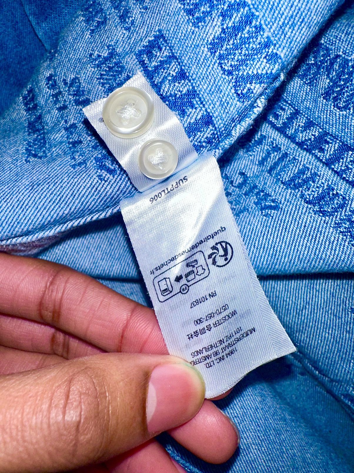 Supreme Supreme Trademark Denim Button Up Large Like New Size US L / EU 52-54 / 3 - 5 Thumbnail