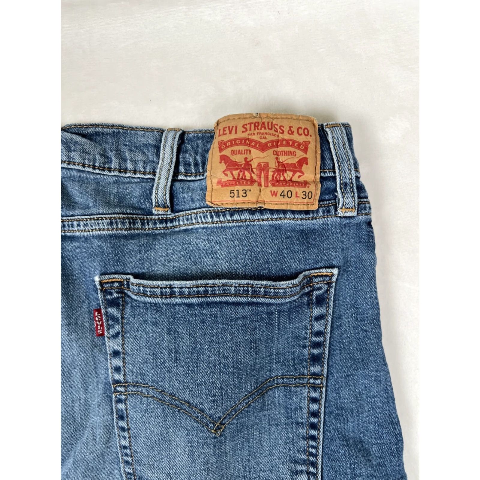 Levi's Levi's 513 Jeans Mens 40x27 Blue Denim Straight Leg Classic Medium Wash Size US 40 / EU 56 - 7 Thumbnail