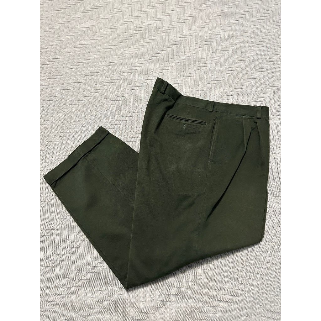 Barneys New York Barneys New York olive green dress pants size 42 Size US 42 / EU 58 - 1 Thumbnail