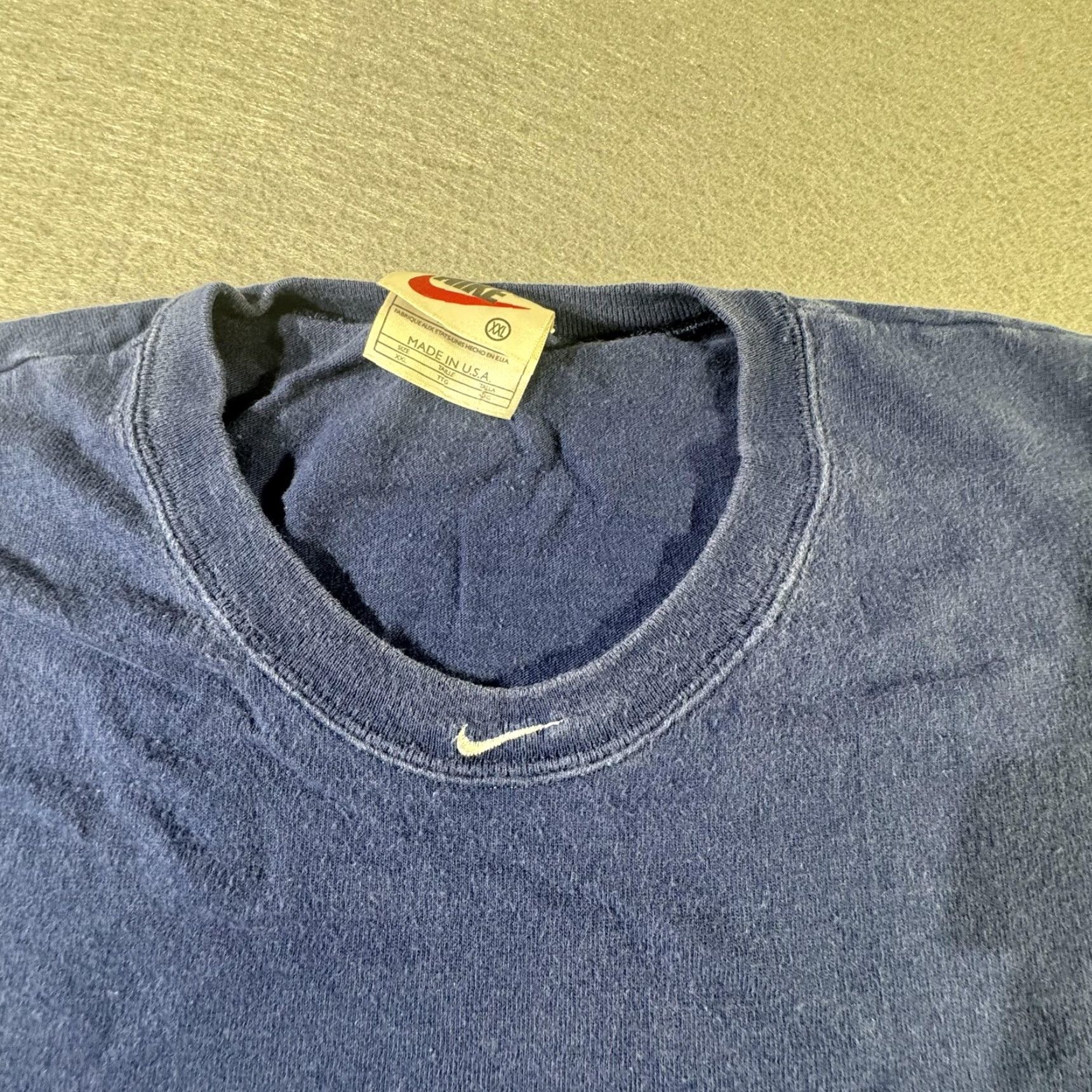 Nike VINTAGE Nike T-Shirt Mens 2XL Sleeveless Sports Retro 90s Made in USA Blue Size US XXL / EU 58 / 5 - 4 Thumbnail