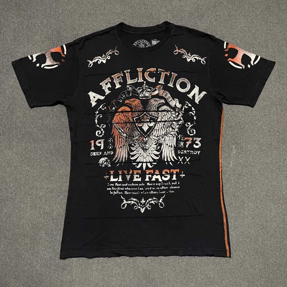 Affliction Vintage Affliction Live Fast Gothic Style Ripped T-shirt Size US L / EU 52-54 / 3 - 1 Thumbnail
