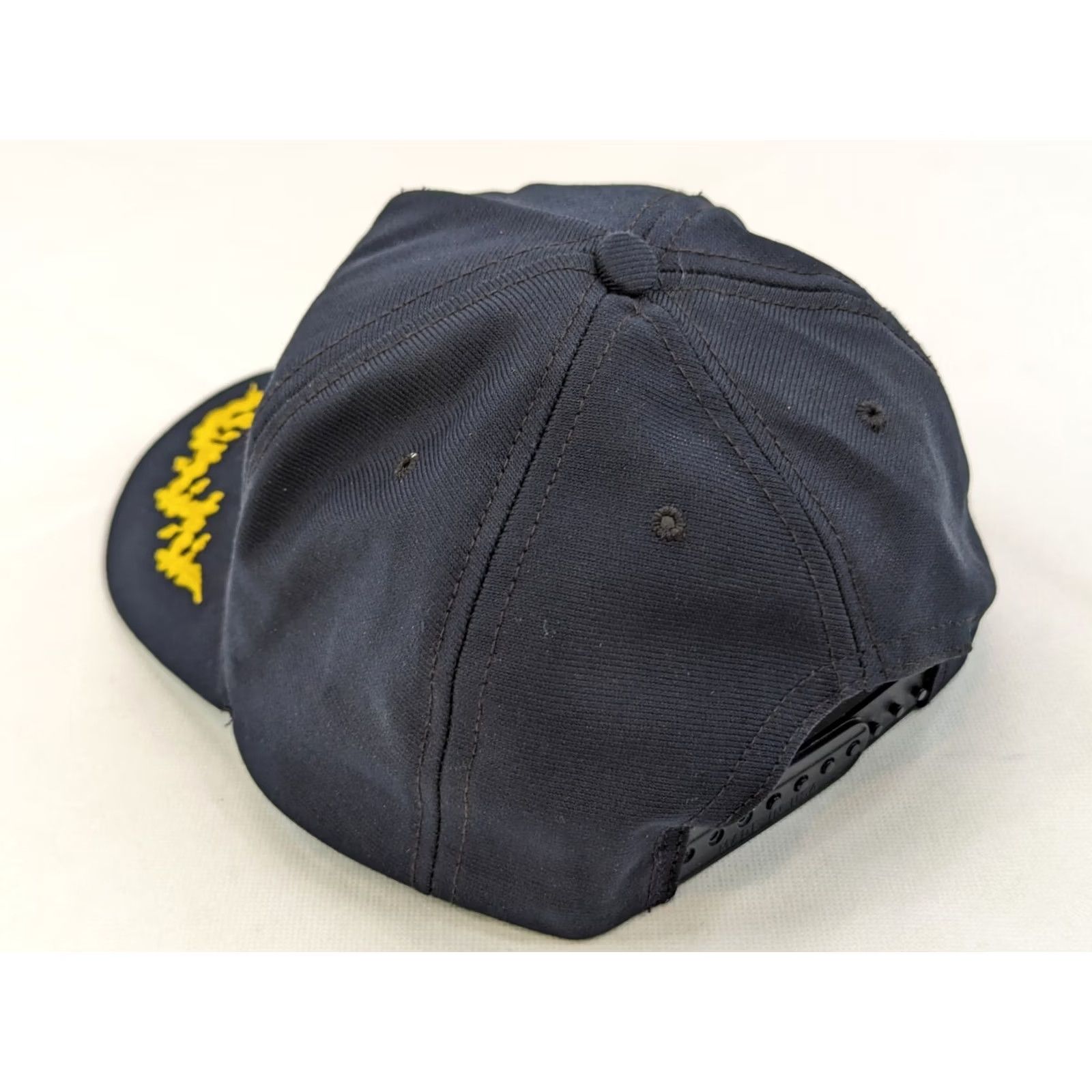 Vintage VINTAGE USA Made Hat Navy Snapback Blue US Navy USS Wilbur Cummins CVN-18 Cap Mens One Size Adjustable Embroidered Military Cap Size ONE SIZE - 7 Thumbnail