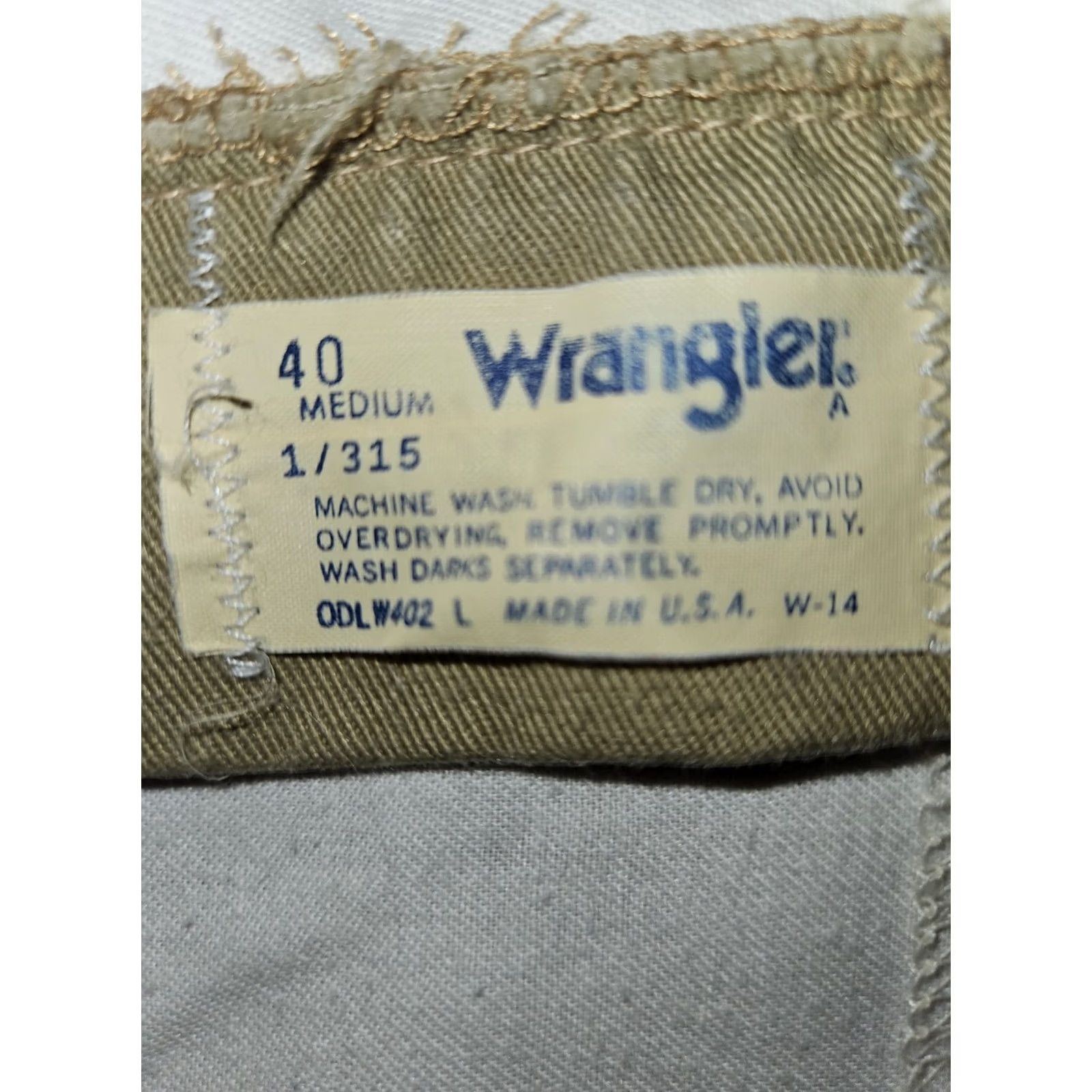 Wrangler VINTAGE Wrangler Pants Men's 40 Medium Khaki Chino High Rise Hook & Eye Bootcut Regular Wide Leg Mens Beige 80s 90s USA Charms Comfort Pockets Size US 40 / EU 56 - 2 Thumbnail