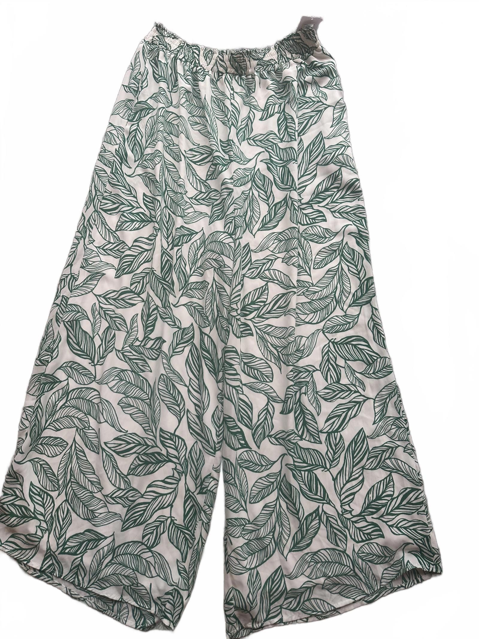 Designer Stylish Green Leaf Print Wide-Leg Pants Size 42" / US 20 - 1 Preview