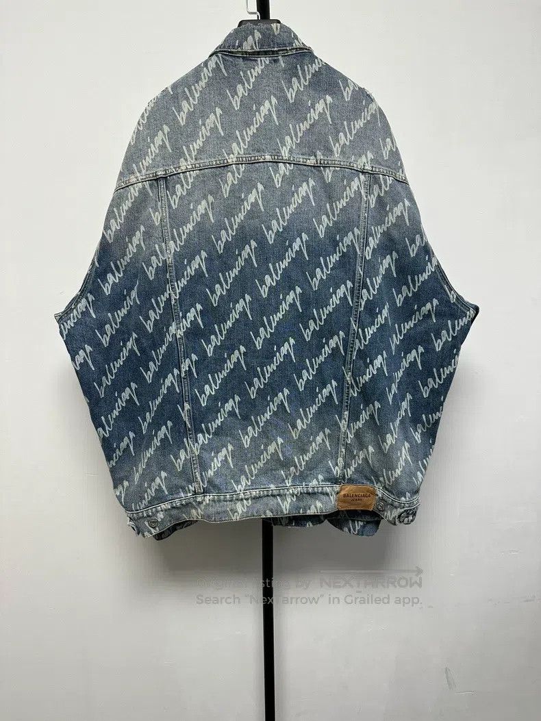 Balenciaga Balenciaga Logo Printed Loose Washed Distressed Denim Jack Size US S / EU 44-46 / 1 - 2 Thumbnail