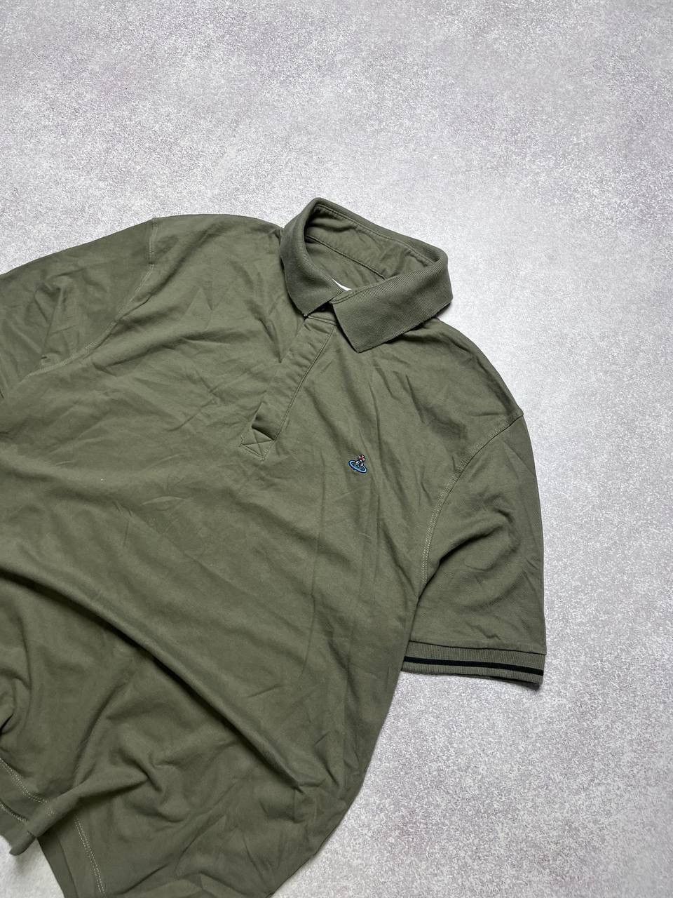 Vintage Vintage Vivienne Westwood Orb Saturn Logo Polo Shirt XL Size US XL / EU 56 / 4 - 2 Thumbnail