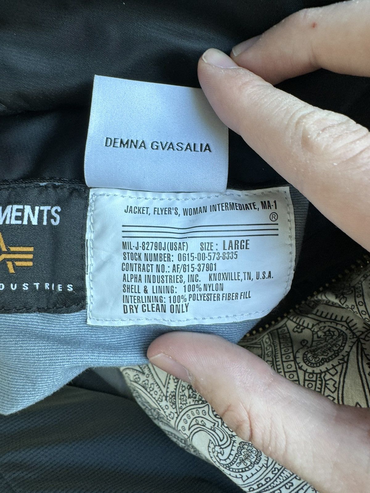 Alpha Industries × Designer × Vetements VETEMENTS X ALPHA INDUSTRIES bomber jacket Size L / US 10 / IT 46 - 12 Thumbnail
