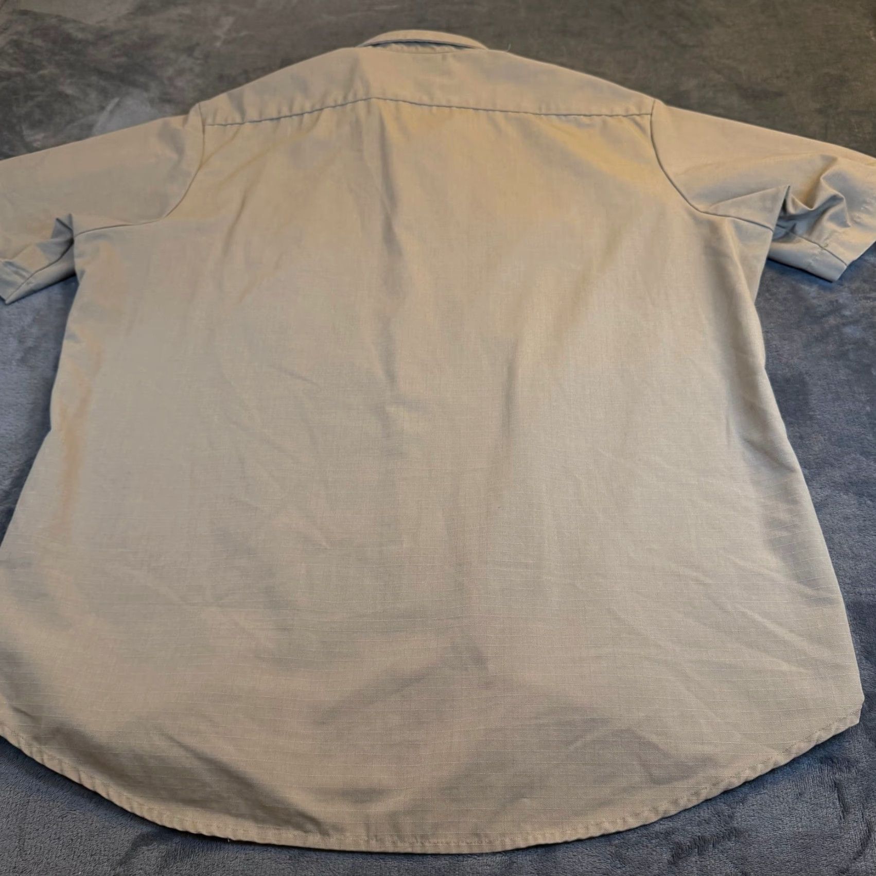 Propper VINTAGE Propper Public Safety Shirt is not vintage; The item is Propper Public Safety Mens Large Tan Ripstop Short Sleeve Tactical Uniform Shirt Size US L / EU 52-54 / 3 - 4 Thumbnail