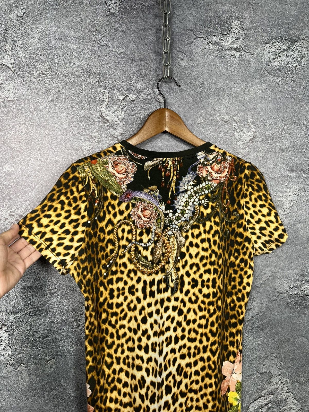 Just Cavalli Vintage Just Cavalli Leopand/Floral Print T-shirt Tee Size S / US 4 / IT 40 - 12 Thumbnail