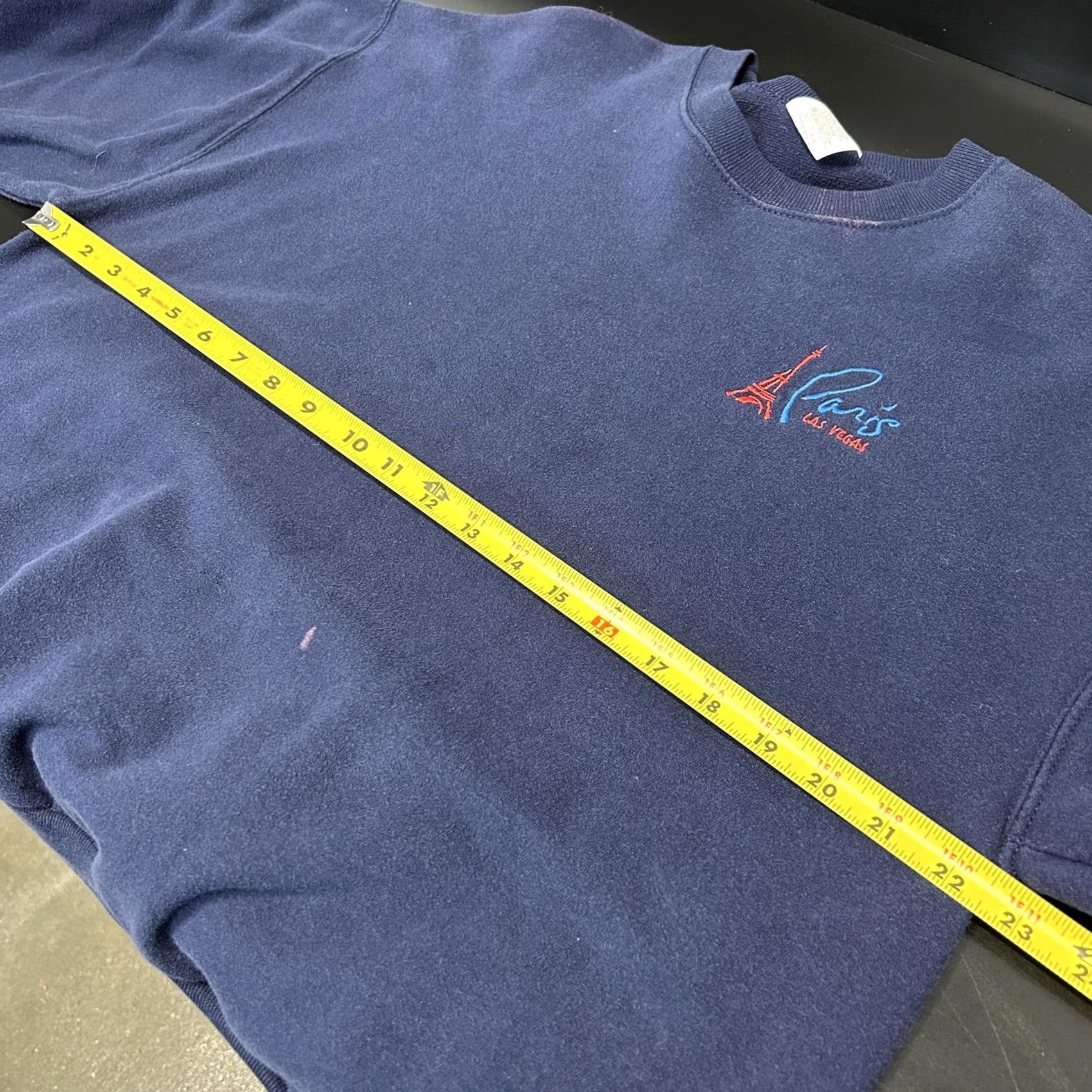 Jerzees VINTAGE Paris Las Vegas Embroidered Crewneck Sweatshirt L Blue Mens Pullover Size US L / EU 52-54 / 3 - 6 Thumbnail