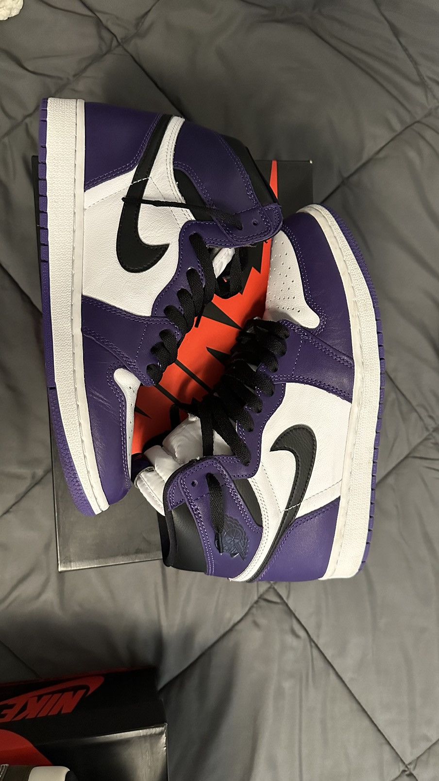 Jordan 1 Court purple 2.0