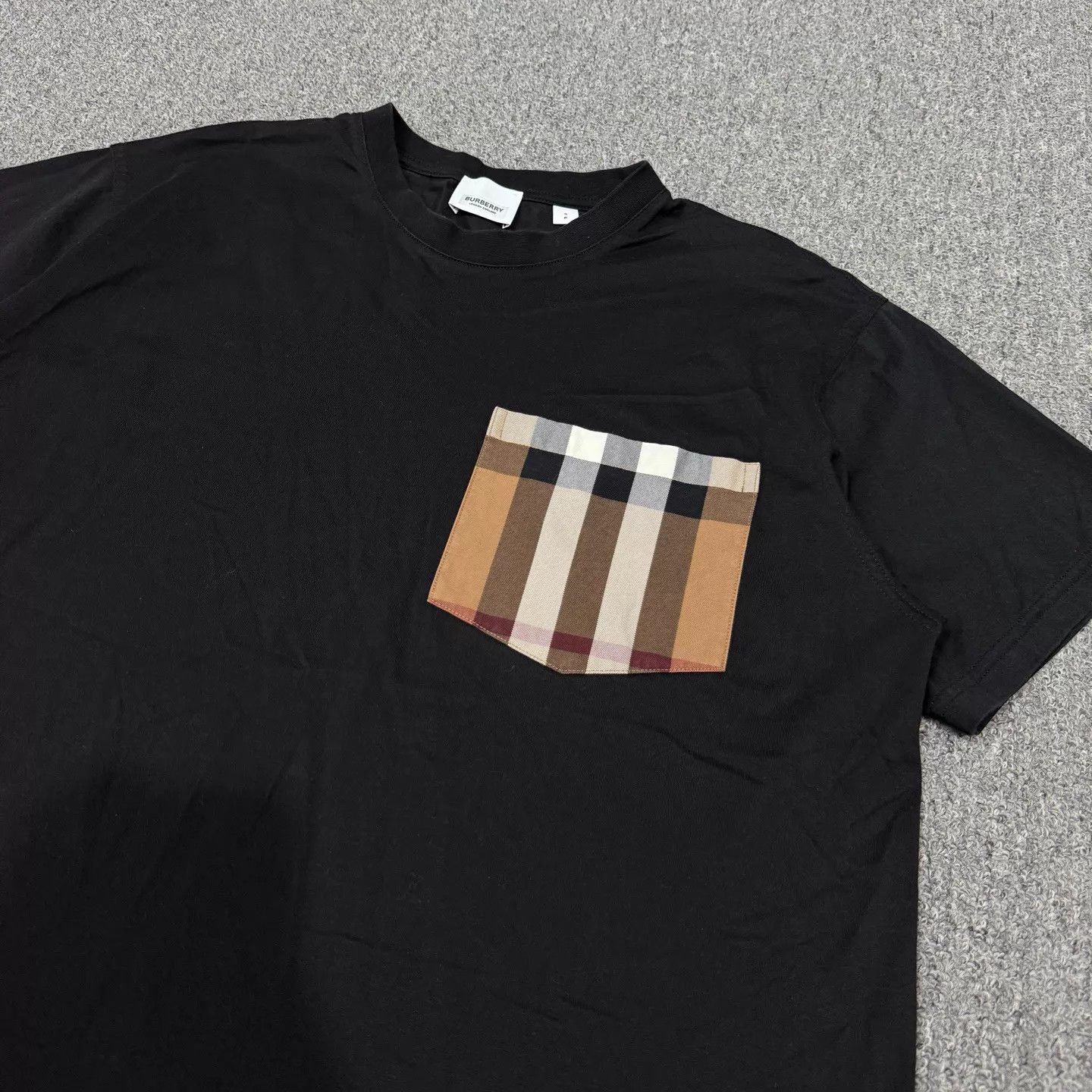 Burberry Burberry Black Pocket Check Short Sleeve S 99 New Size US S / EU 44-46 / 1 - 3 Thumbnail