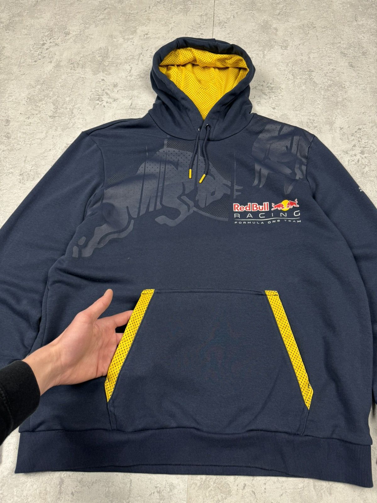 Red Bull Puma Red Bull Racing Formula One Team Hoodie Big Logo SizeXL Size US XL / EU 56 / 4 - 5 Thumbnail
