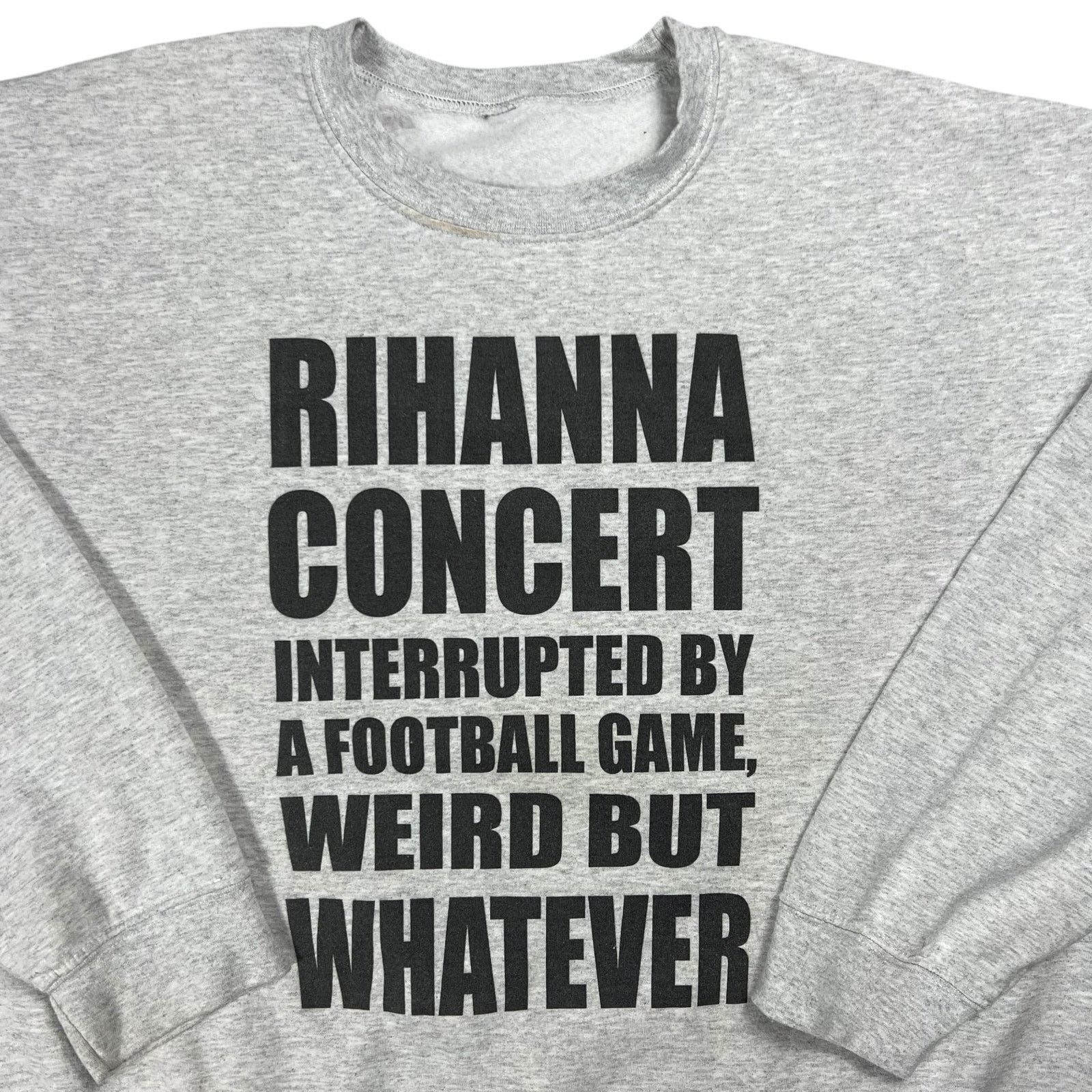 Band Tees × Rihanna Y2K RIHANNA CONCERT SUPER BOWL HALFTIME SHOW crewneck Size US XL / EU 56 / 4 - 2 Thumbnail