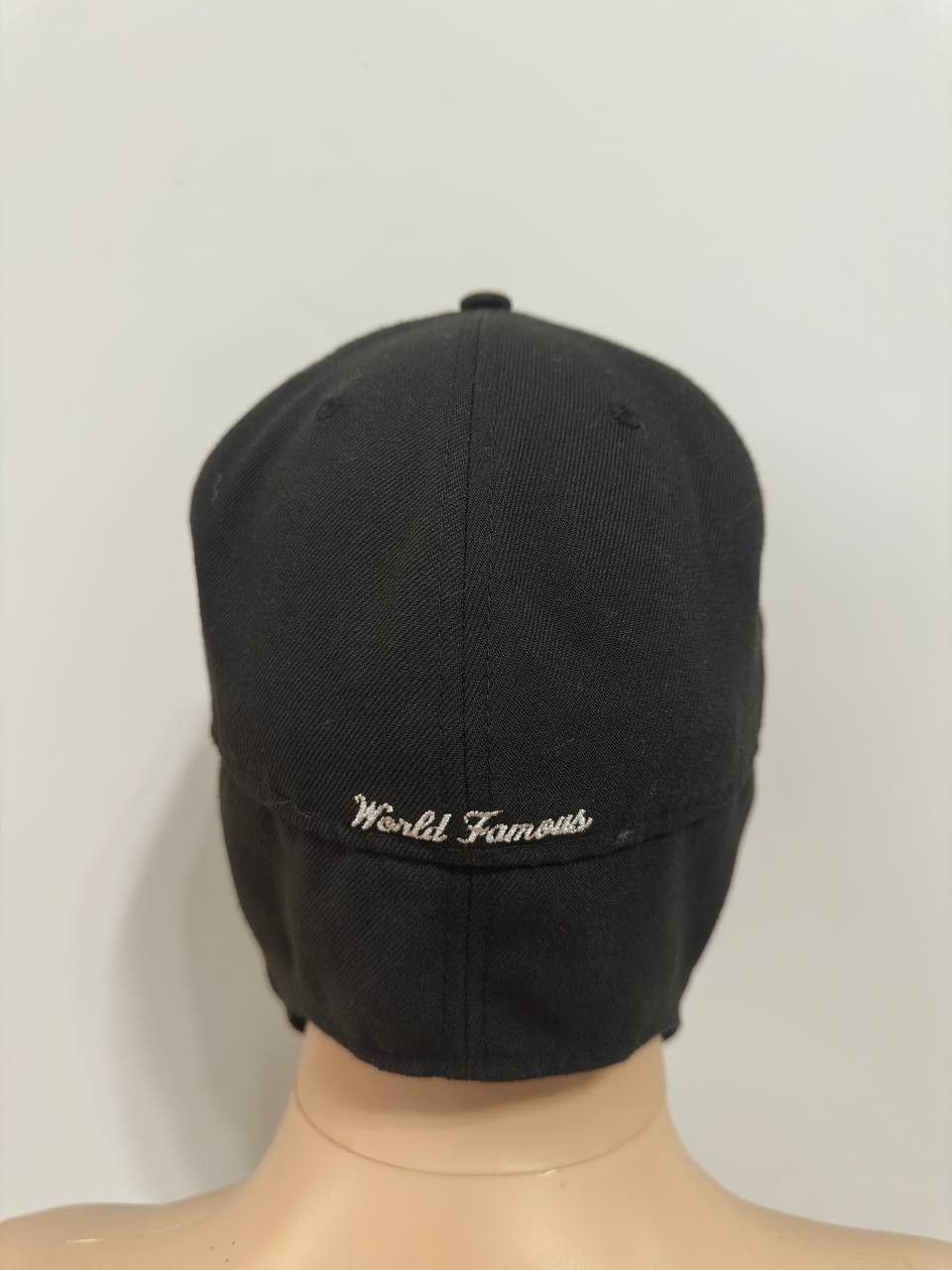 New Era × Supreme Supreme Box Logo World Famous x New Era 59Fifty Earflap Size ONE SIZE - 5 Thumbnail