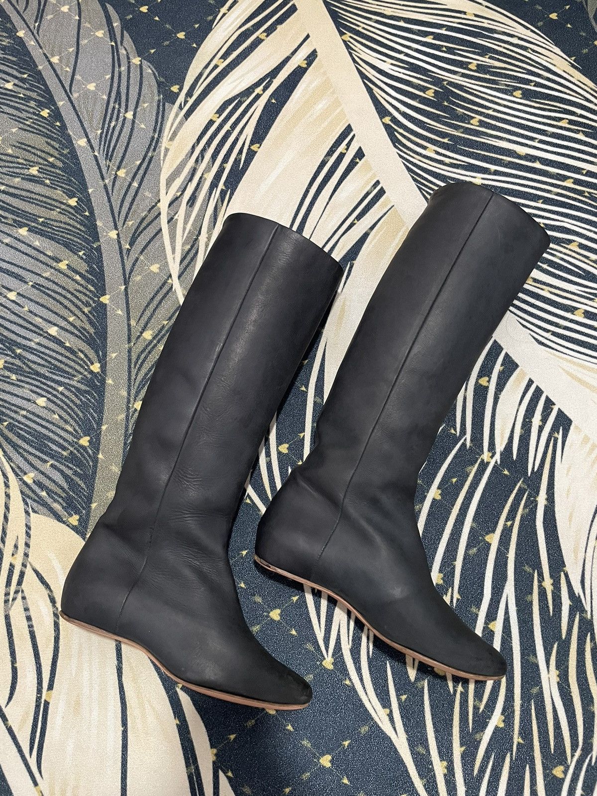H&M × Maison Margiela Maison Martin Margiela for H&M Knee High Leather Boots 2008 Size US 5 / IT 35 - 9 Thumbnail