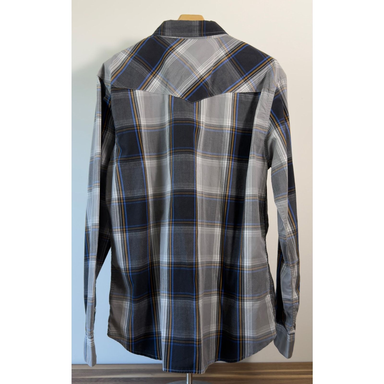 Levi's Levi's Western Grey Black Plaid Pearl Snap Button Down - Lg Size US L / EU 52-54 / 3 - 4 Thumbnail