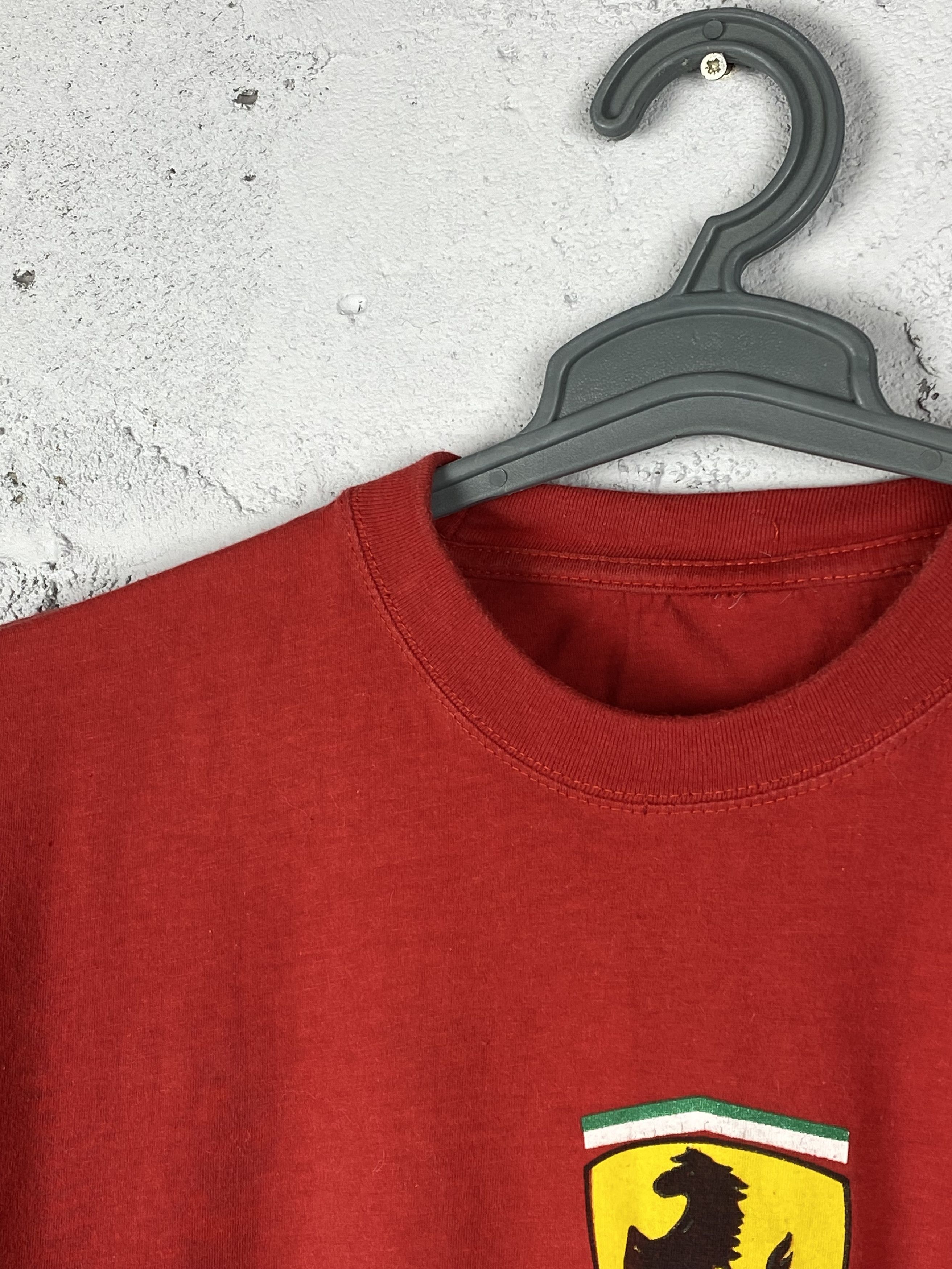 Formula 1 × Vintage 90s Vintage Team Ferrari F1 Racing Back Logo T-Shirt Size US M / EU 48-50 / 2 - 4 Thumbnail