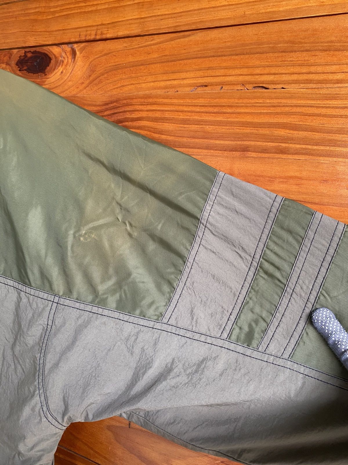 Nike Vintage Nike Two-Tone Quilted Insulated Olive Green & Khaki Size US XL / EU 56 / 4 - 17 Thumbnail
