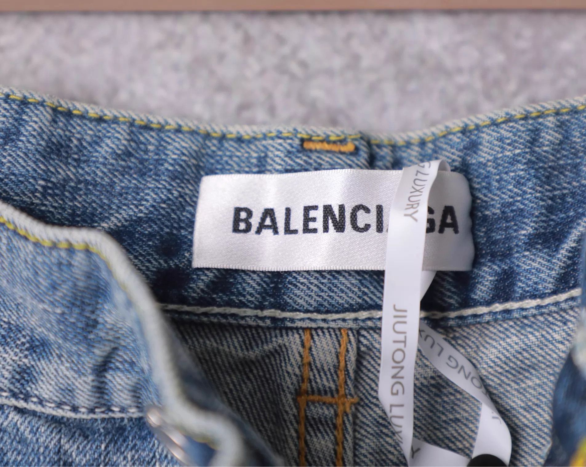Balenciaga Balenciaga Shorts 28 Size 28" / US 6 / IT 42 - 3 Thumbnail